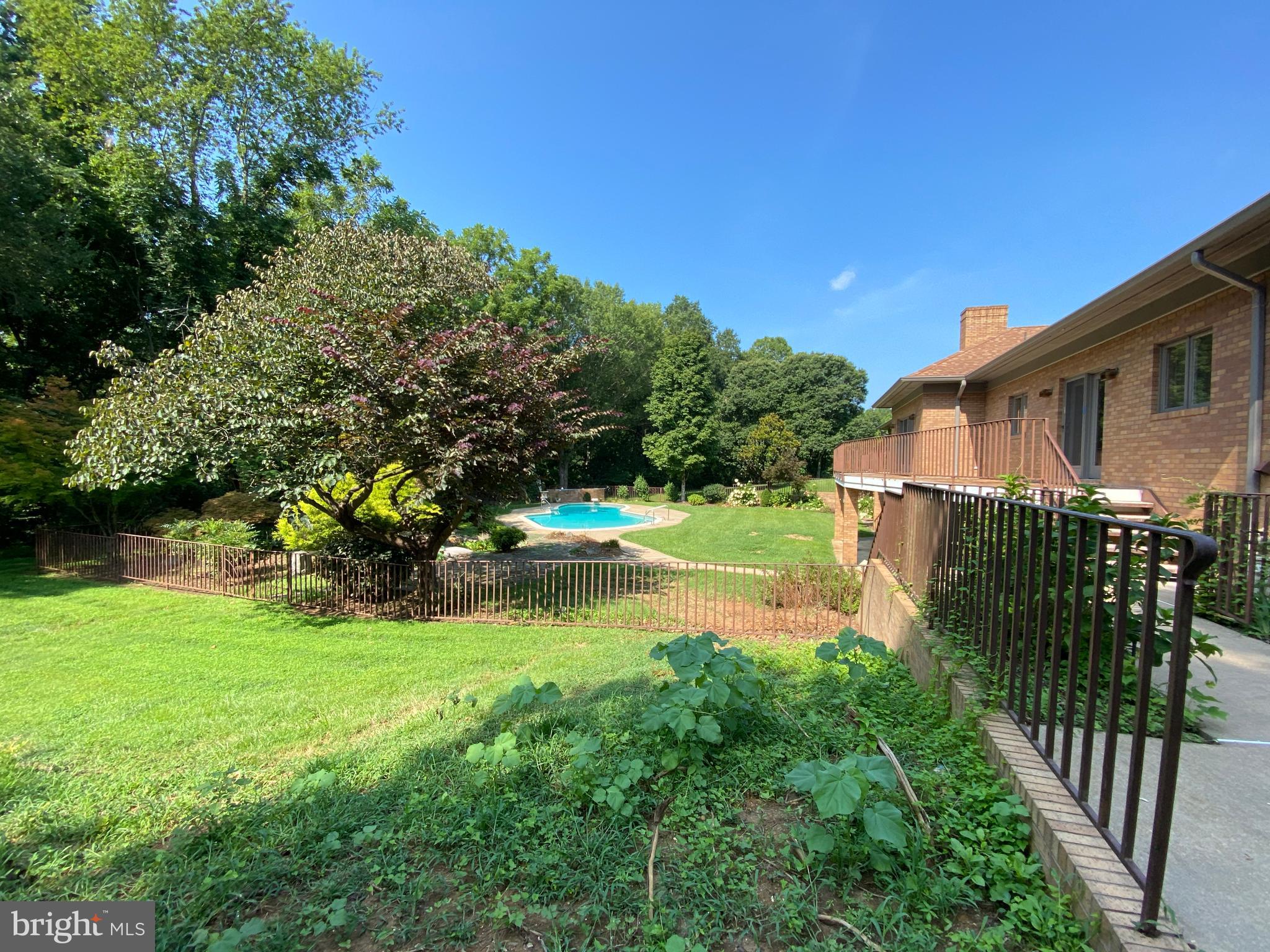 NORTH CLUB - Residential Lease