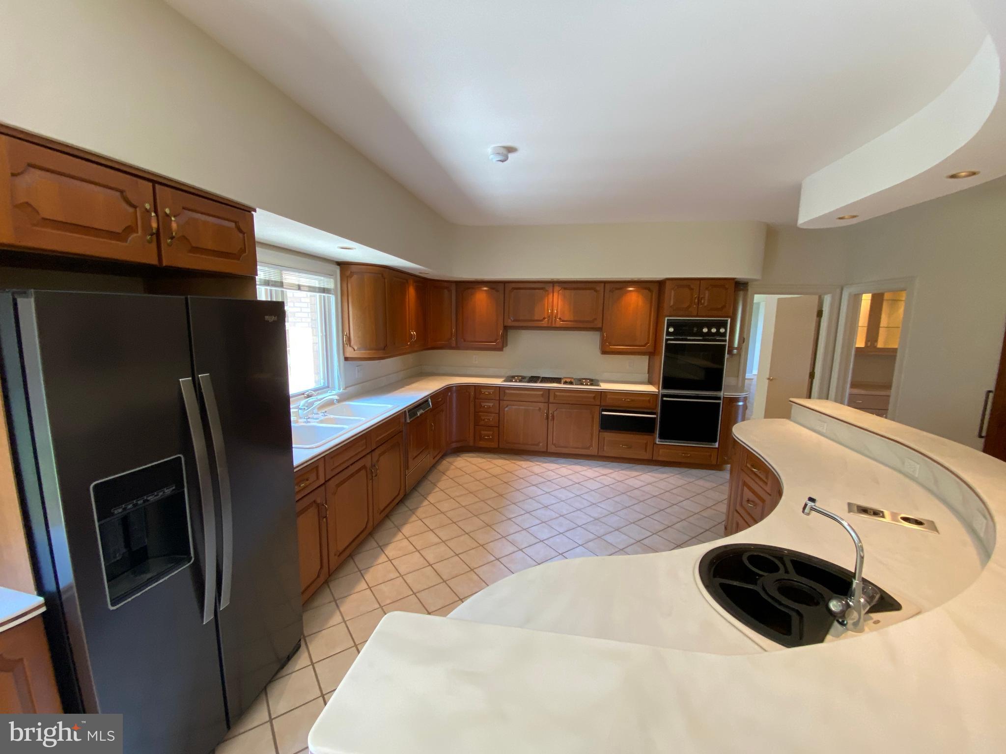 NORTH CLUB - Residential Lease