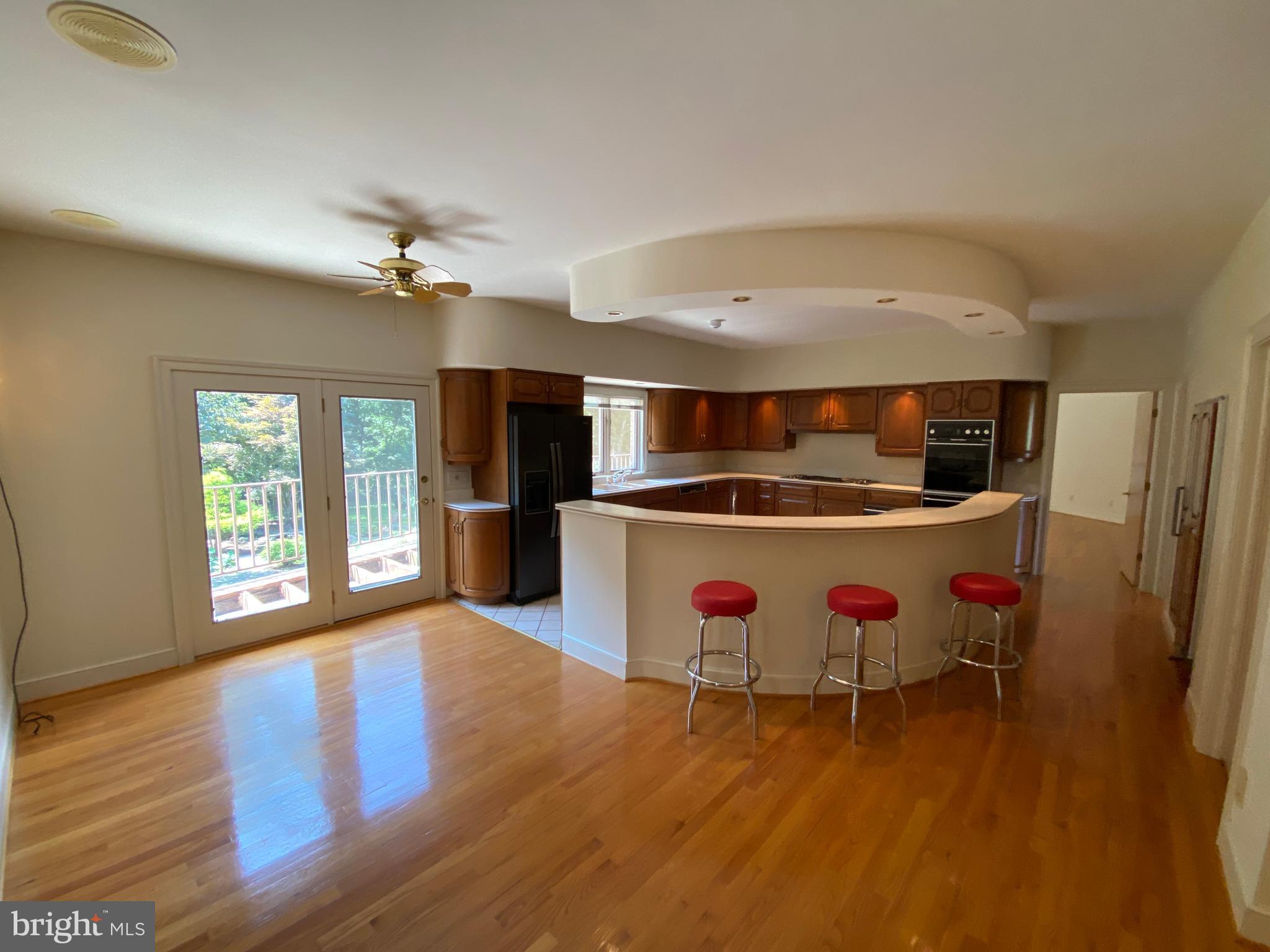 NORTH CLUB - Residential Lease