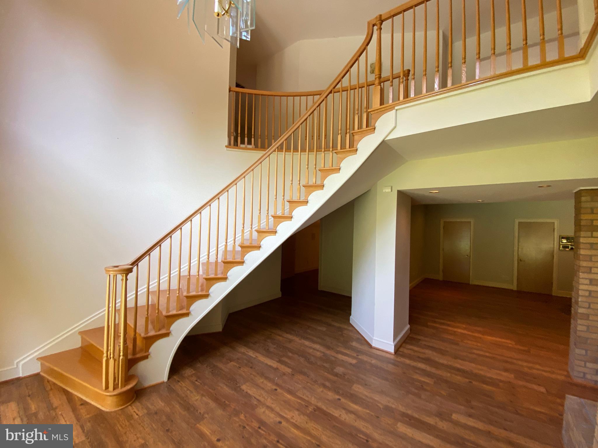 NORTH CLUB - Residential Lease