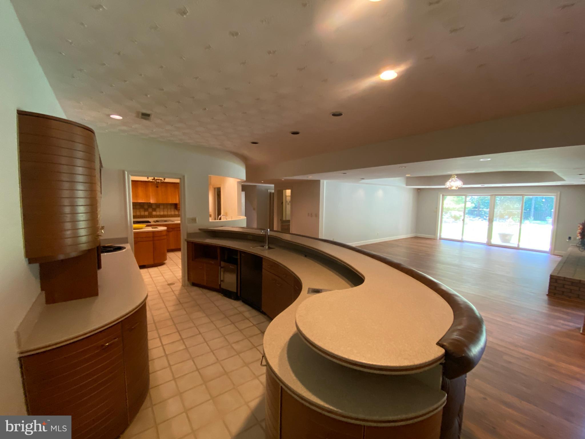 NORTH CLUB - Residential Lease