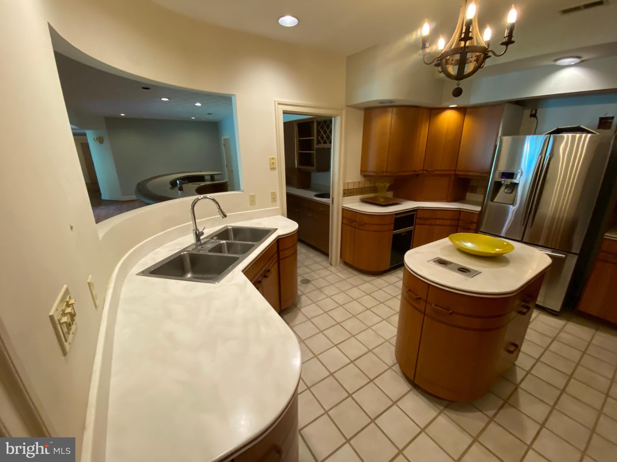 NORTH CLUB - Residential Lease