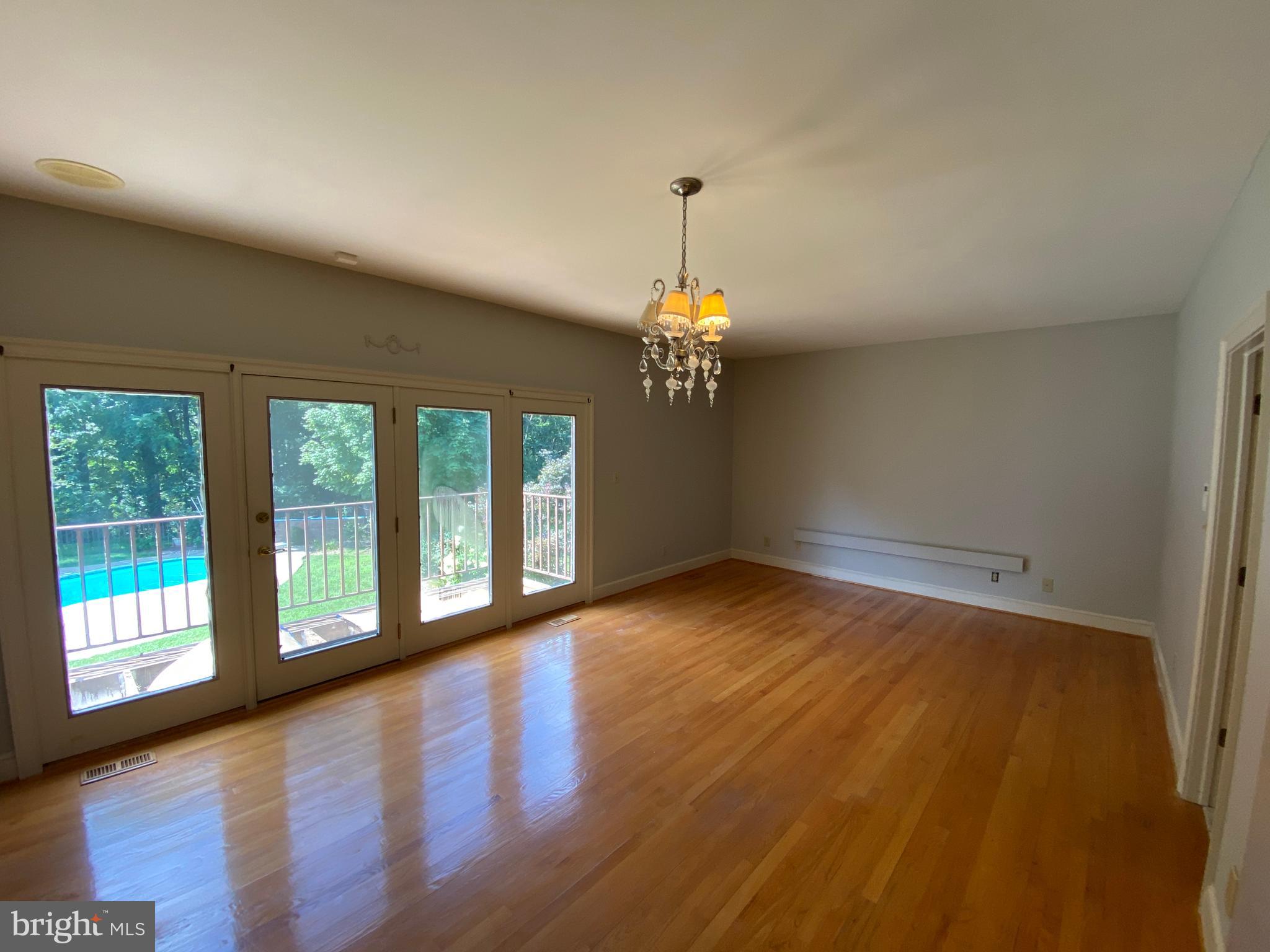 NORTH CLUB - Residential Lease