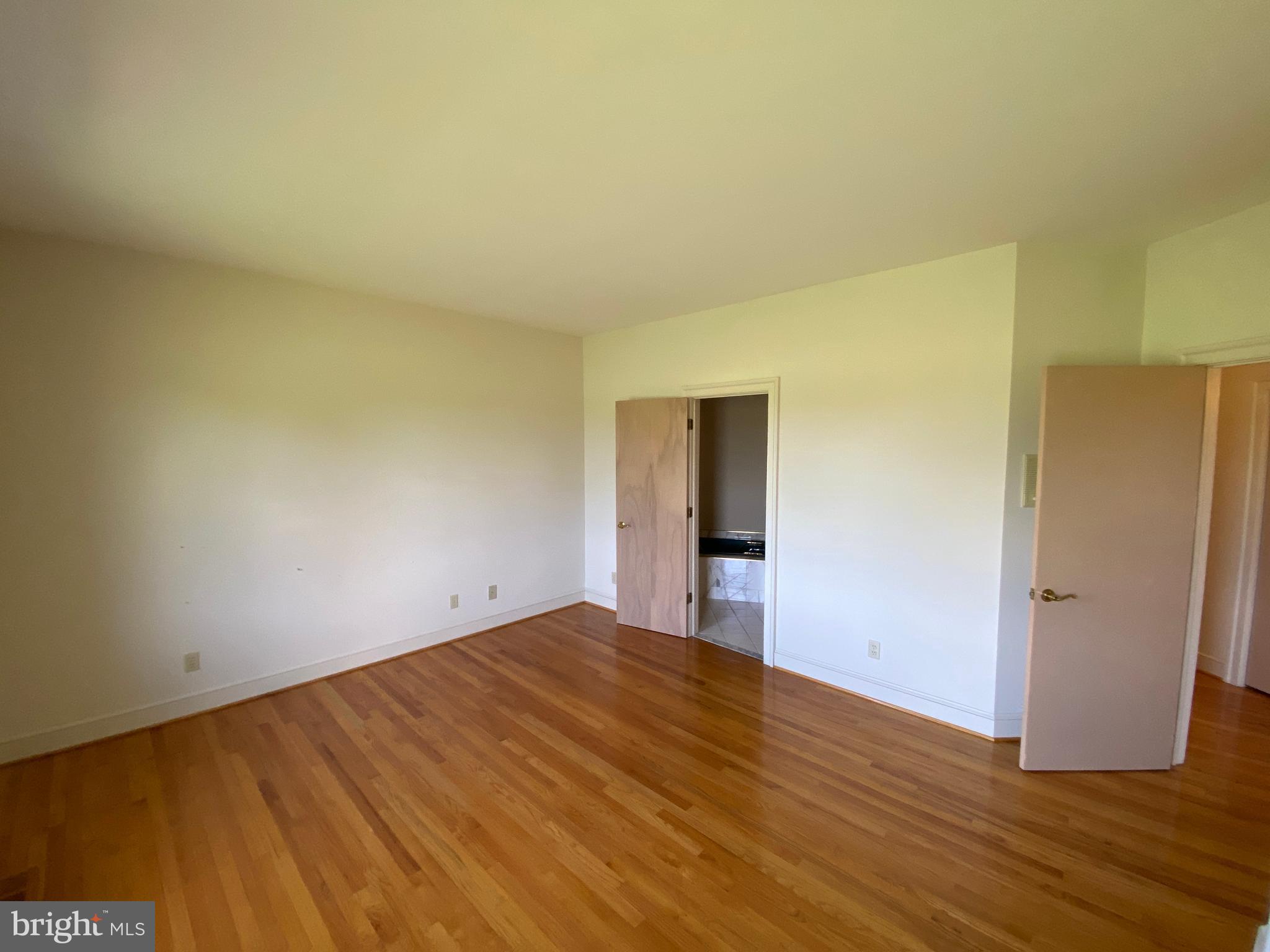 NORTH CLUB - Residential Lease