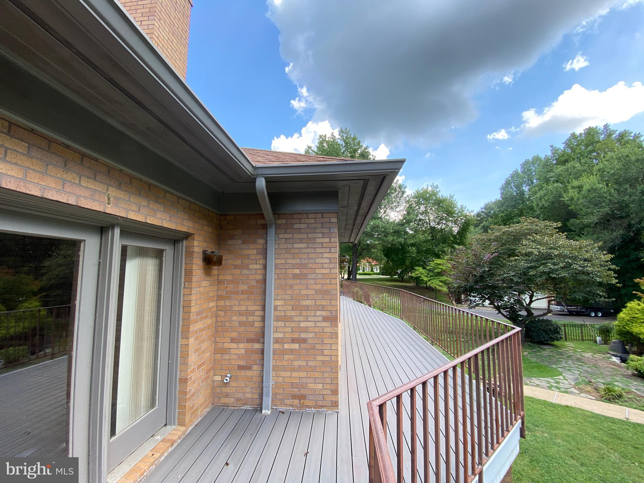 NORTH CLUB - Residential Lease