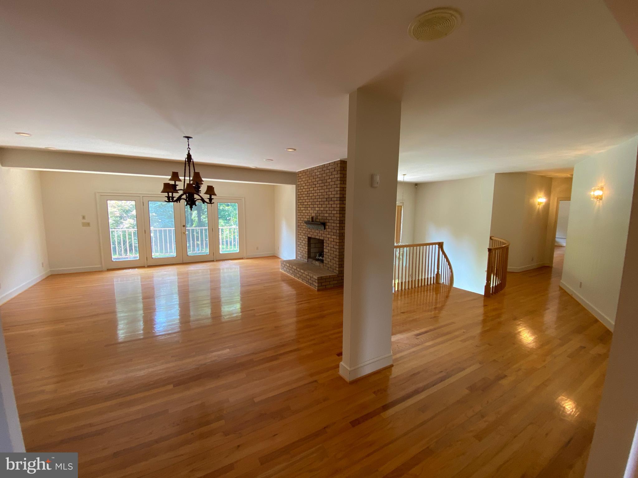 NORTH CLUB - Residential Lease