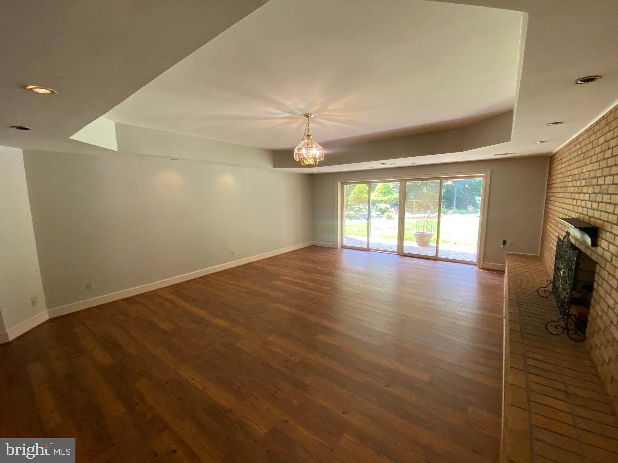 NORTH CLUB - Residential Lease