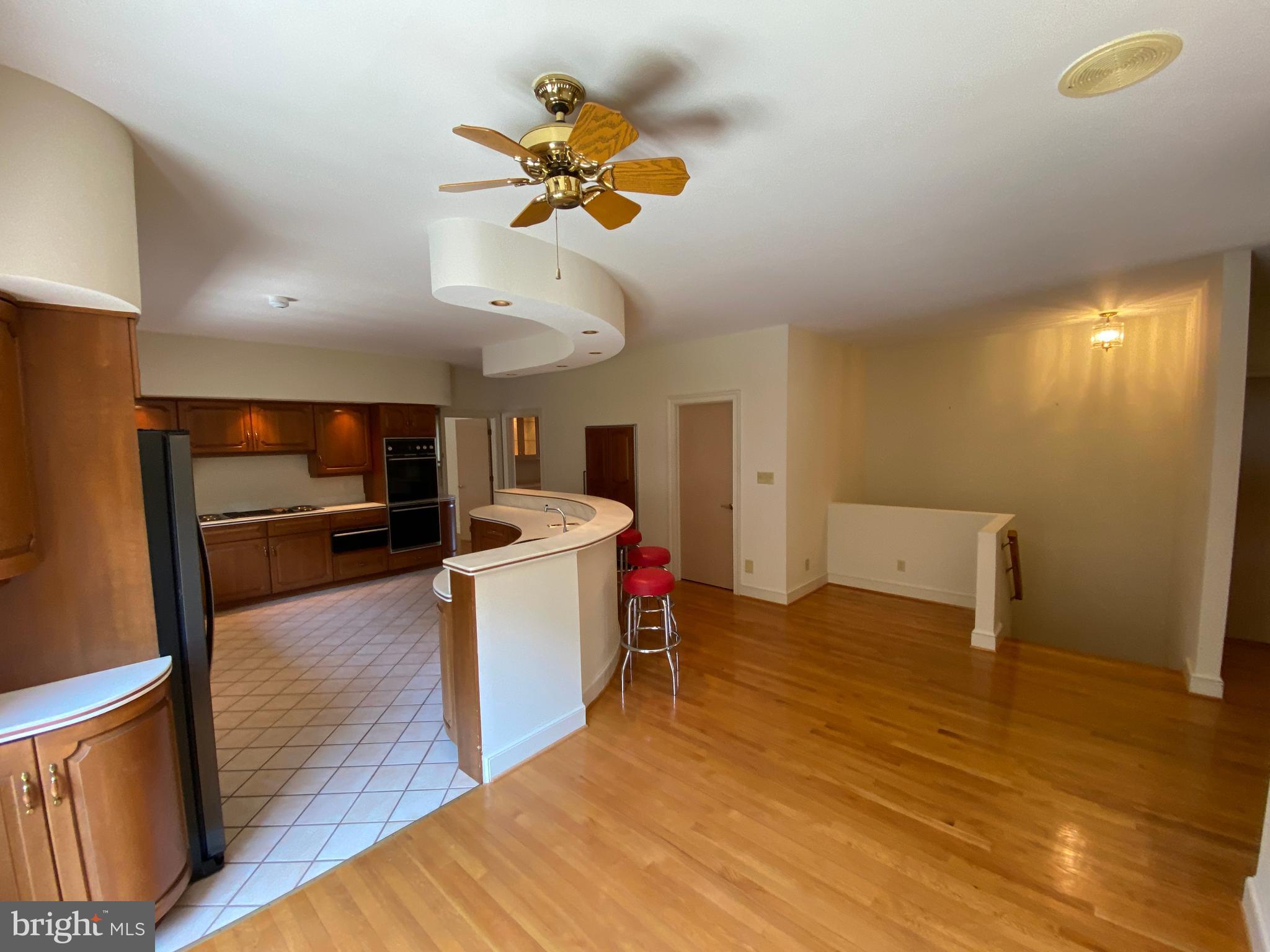 NORTH CLUB - Residential Lease