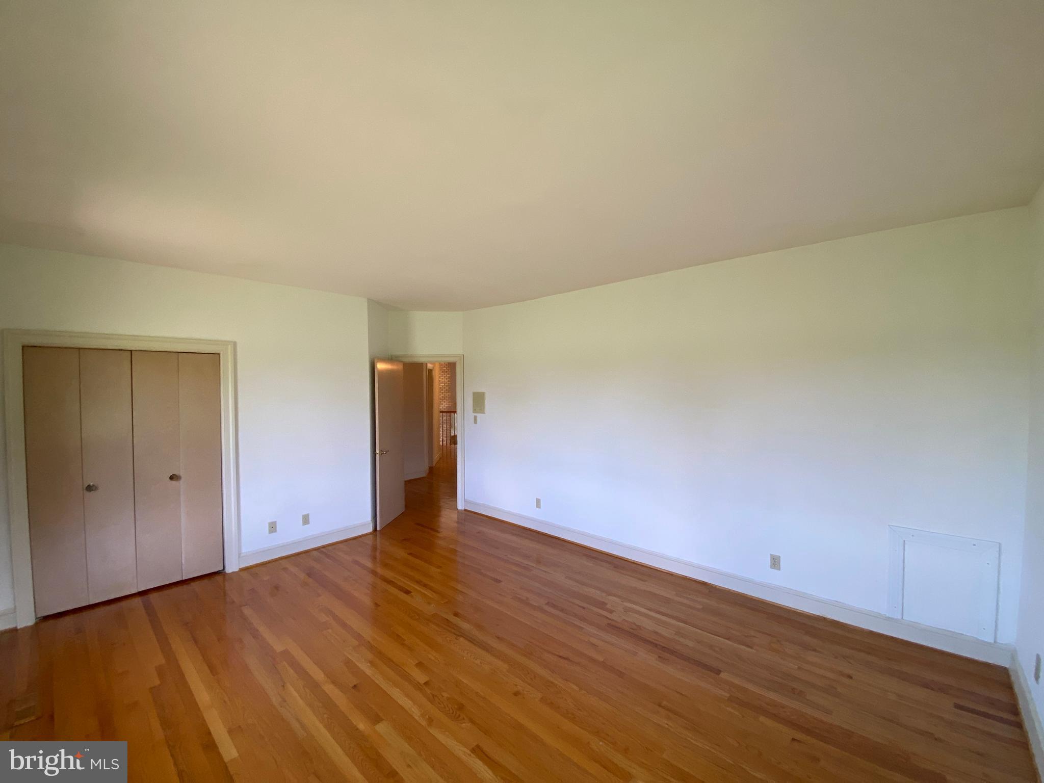 NORTH CLUB - Residential Lease