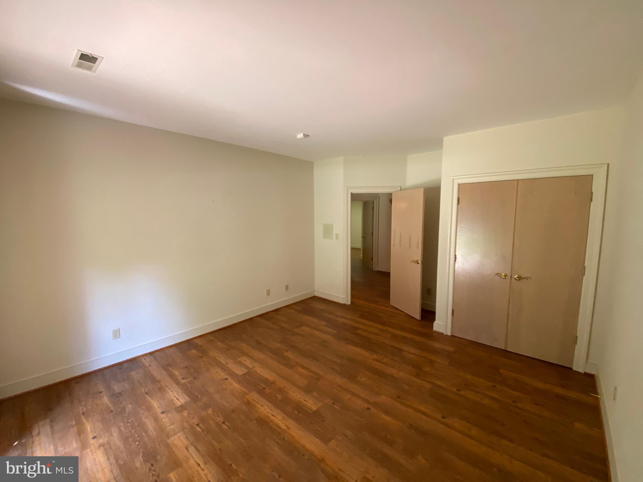 NORTH CLUB - Residential Lease