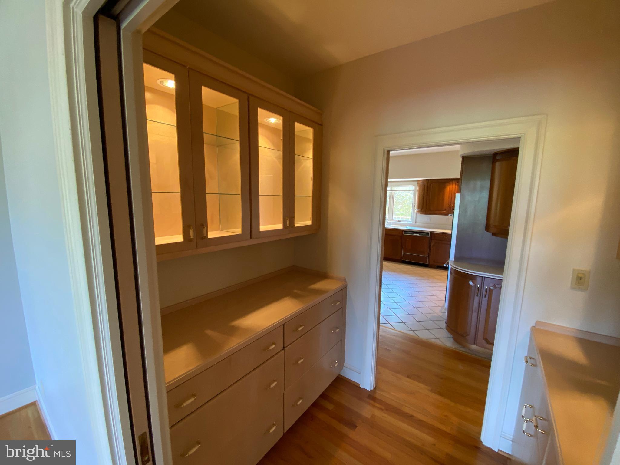 NORTH CLUB - Residential Lease