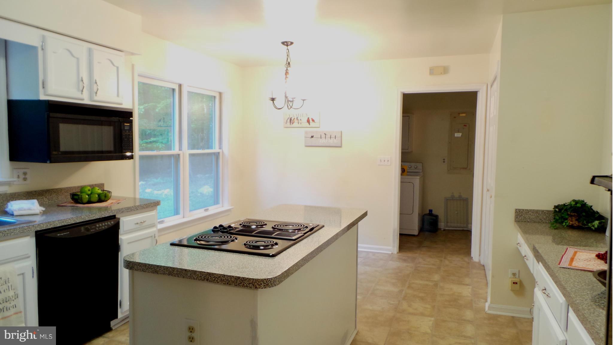 CANNON BLUFF/BACON RACE - Residential