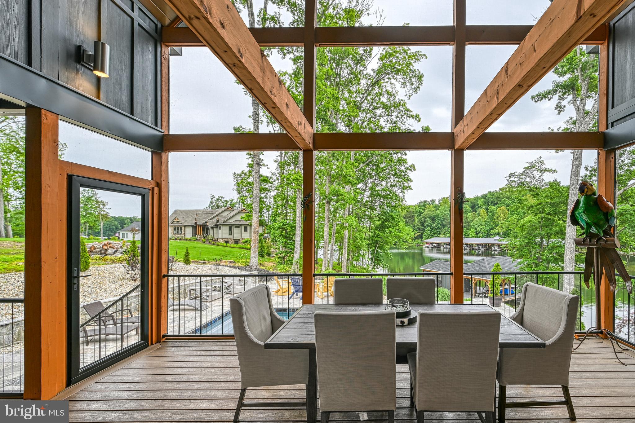 LIGHTHOUSE POINT - Residential