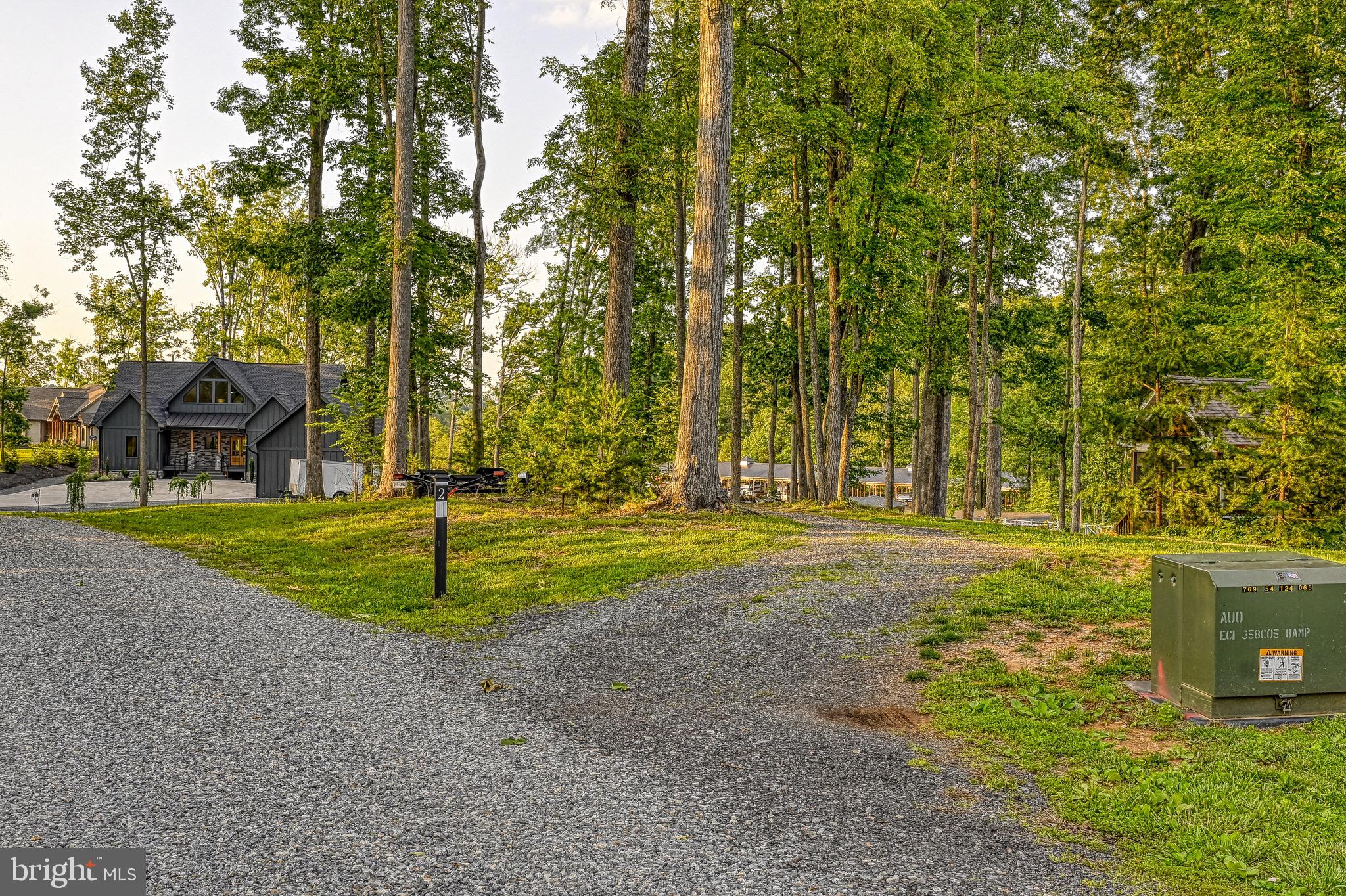 LIGHTHOUSE POINT - Residential
