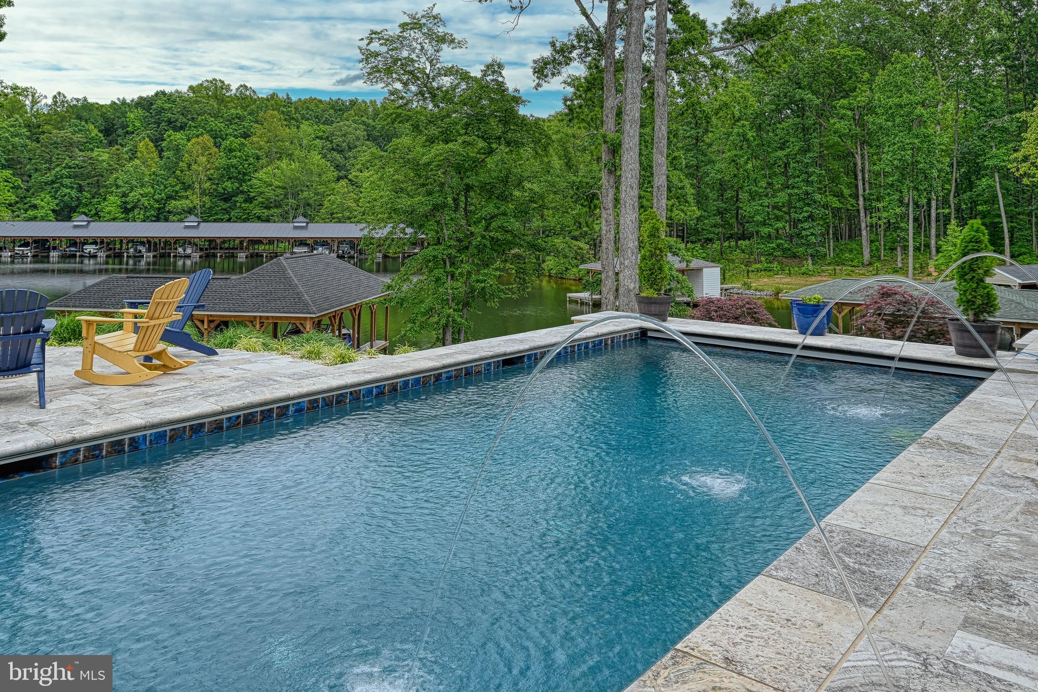 LIGHTHOUSE POINT - Residential