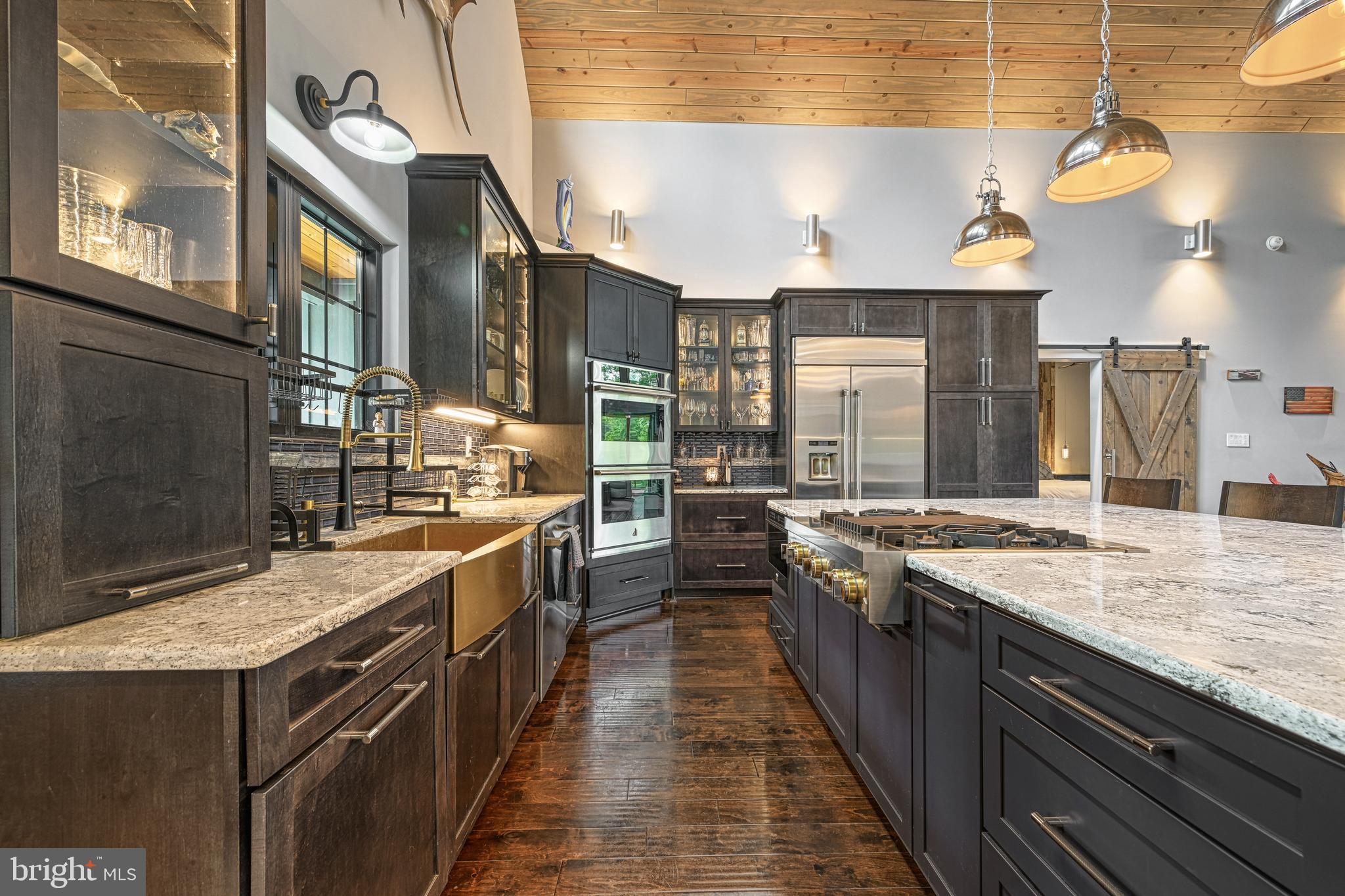 LIGHTHOUSE POINT - Residential