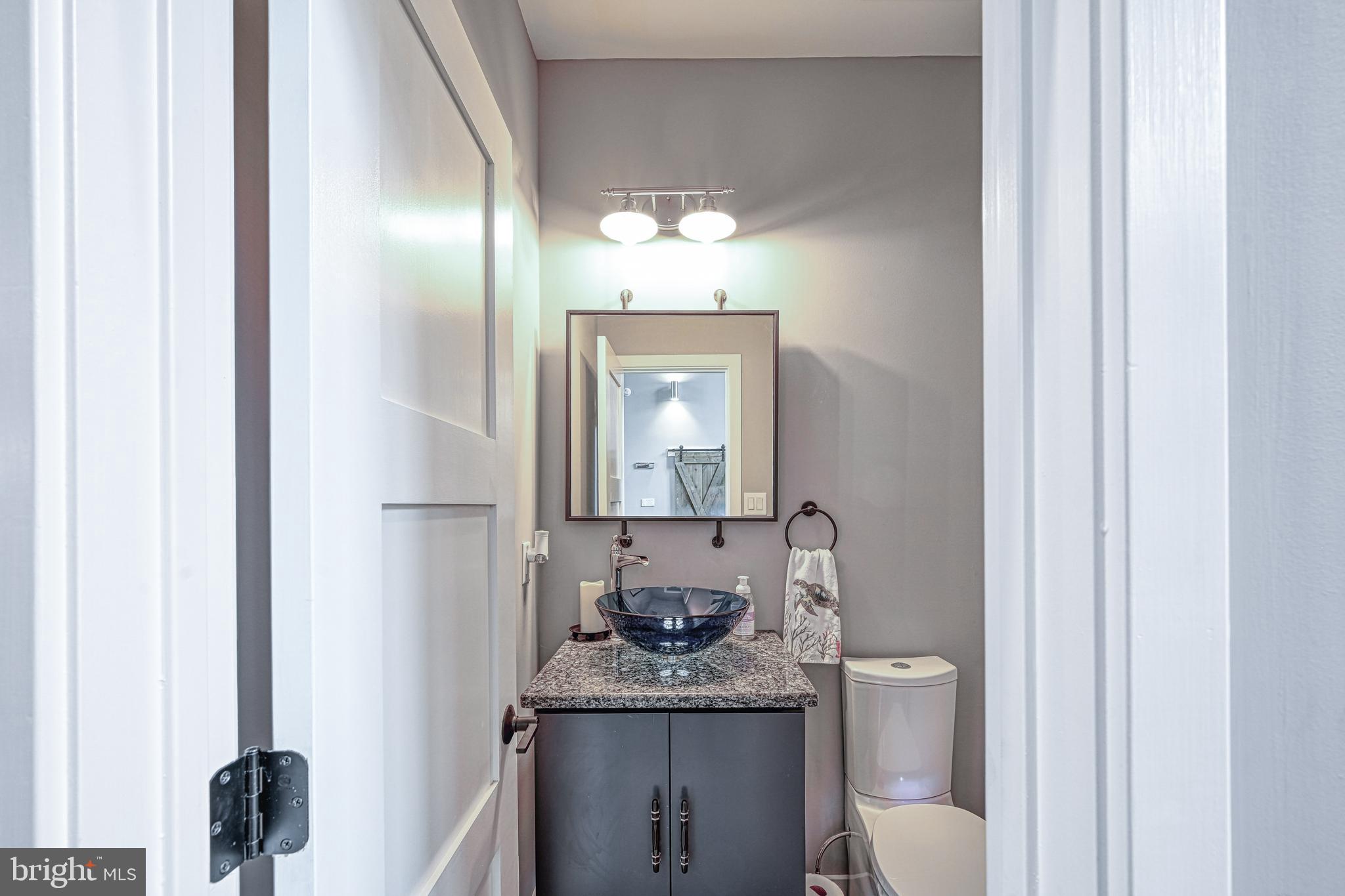 LIGHTHOUSE POINT - Residential