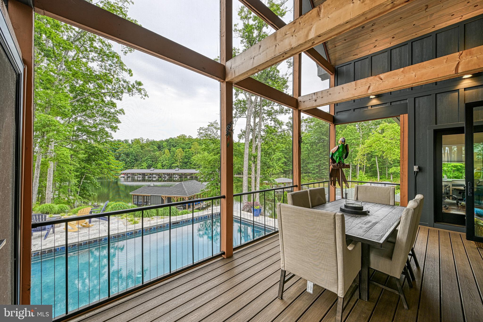 LIGHTHOUSE POINT - Residential