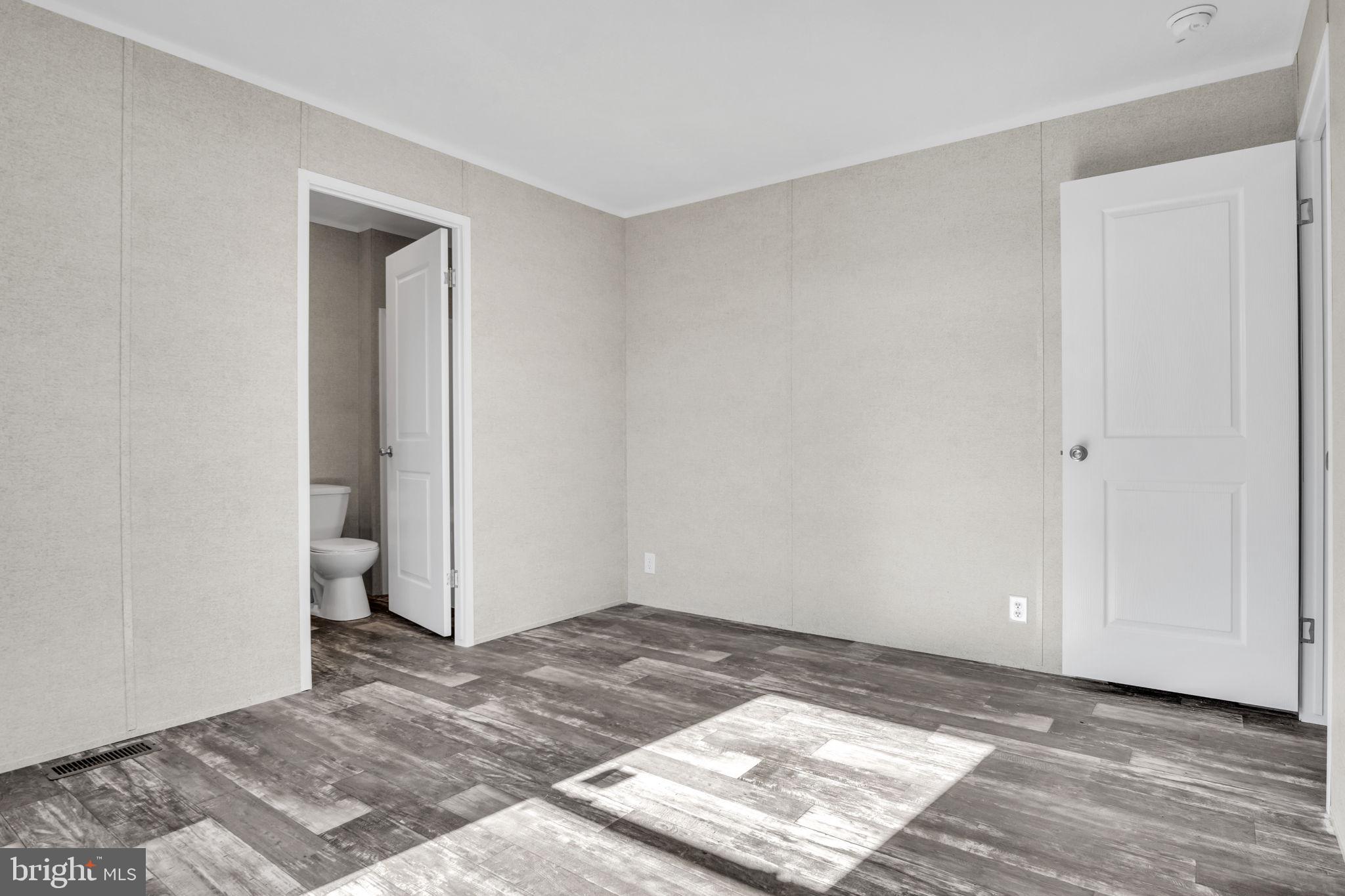 PARADISE MHP - Residential