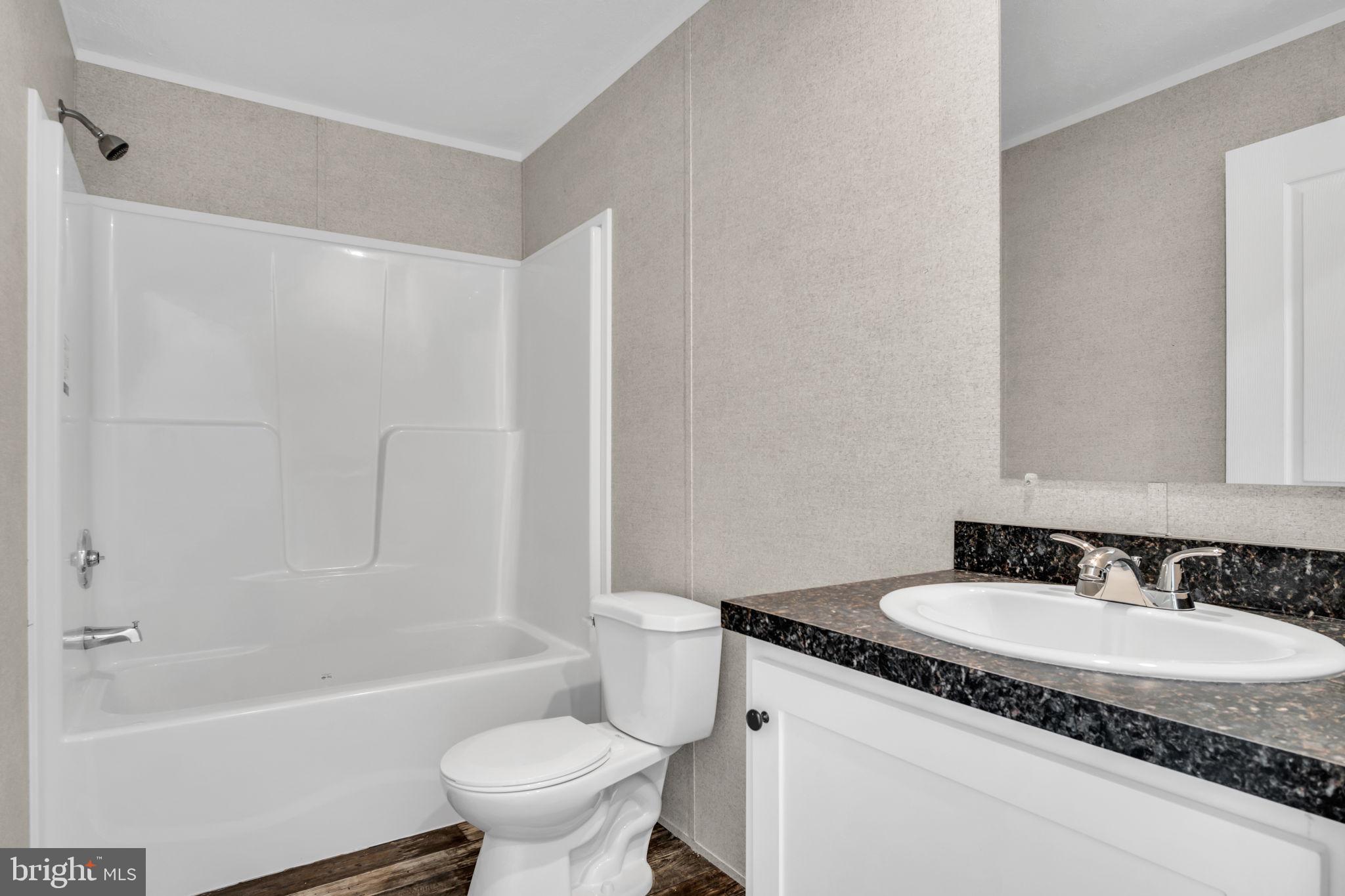 PARADISE MHP - Residential