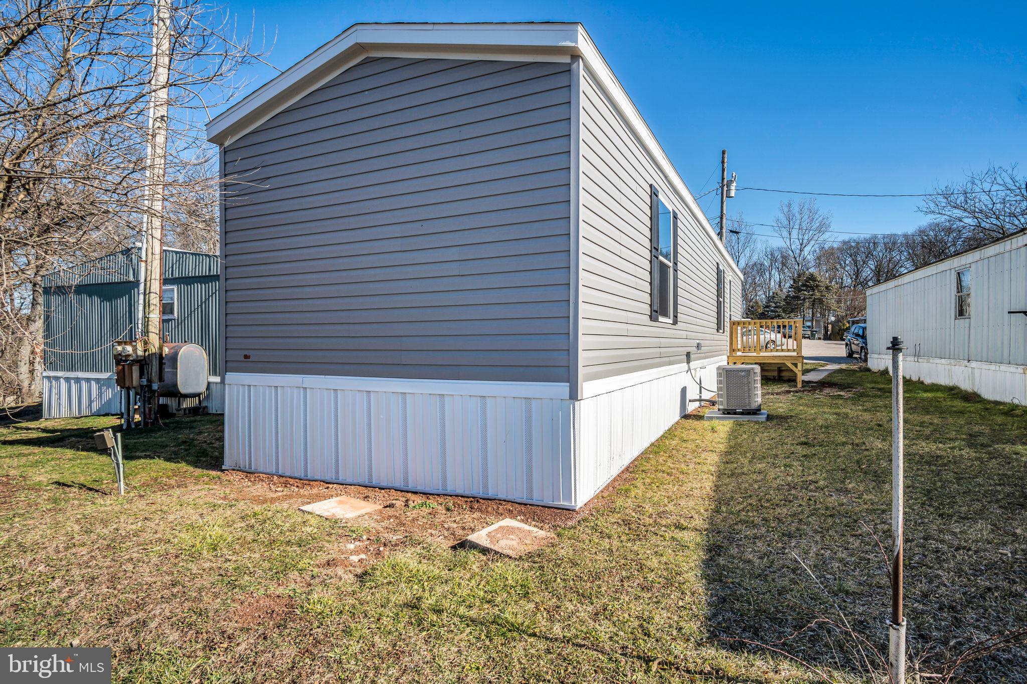 PARADISE MHP - Residential