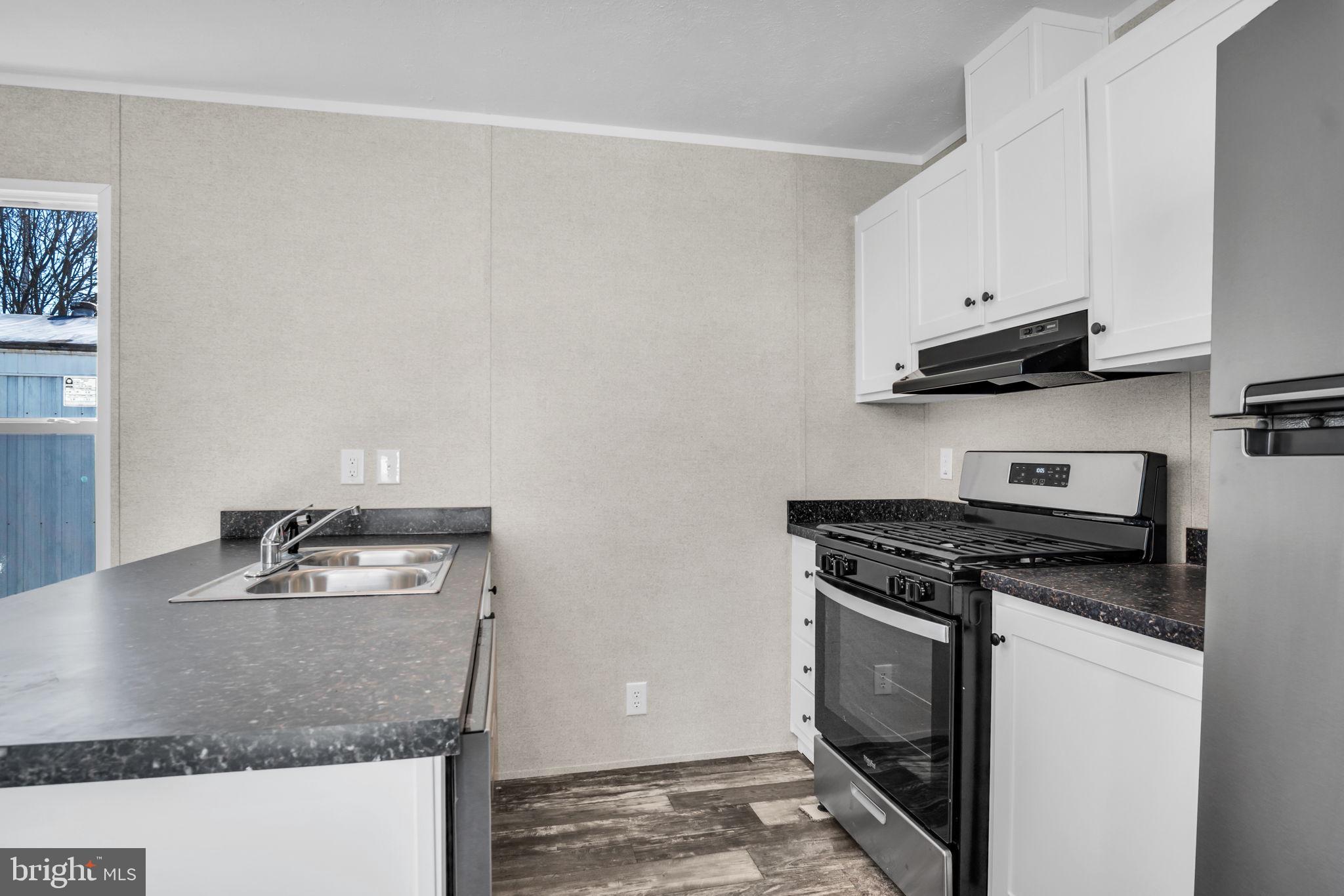 PARADISE MHP - Residential