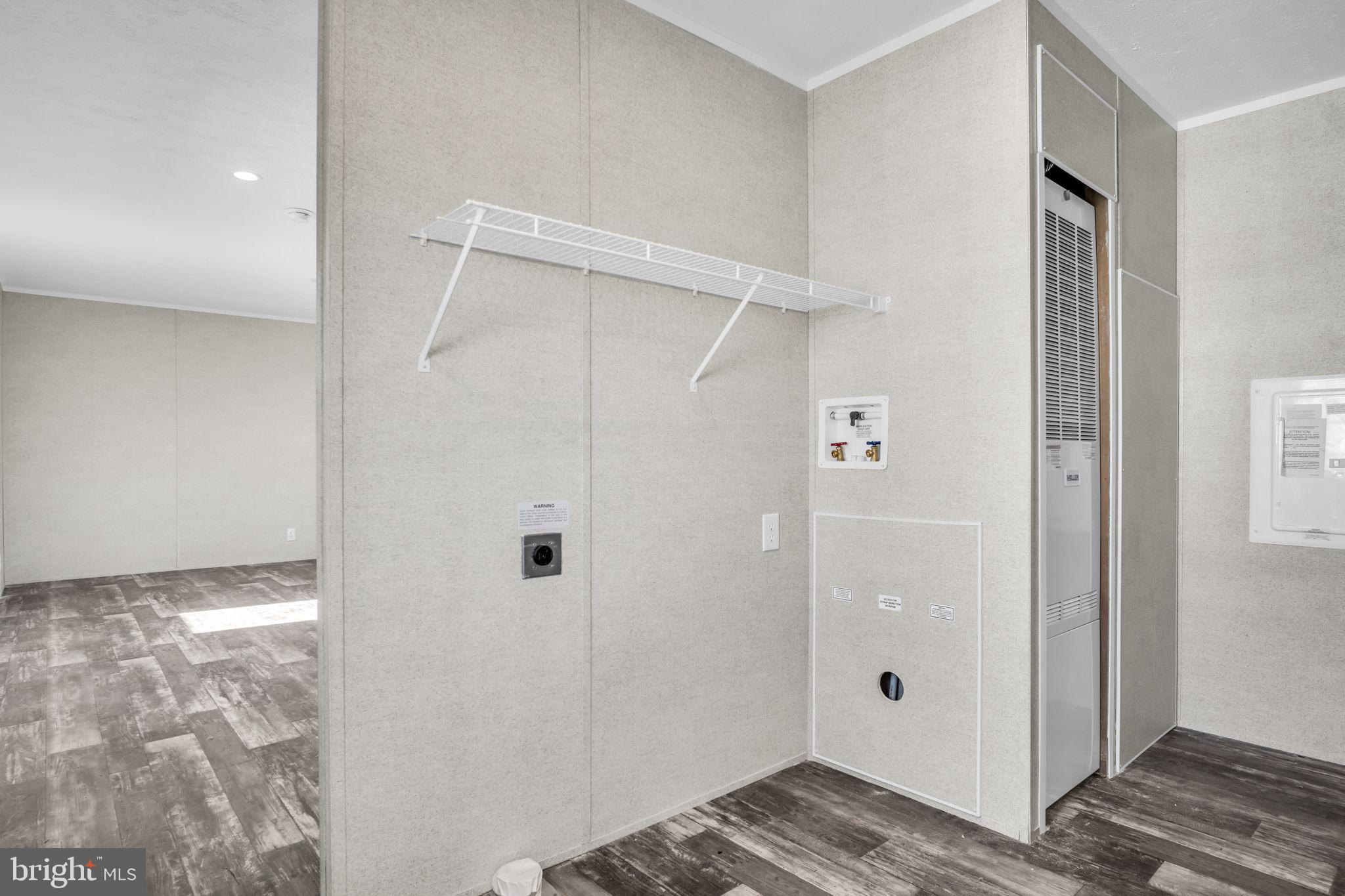 PARADISE MHP - Residential