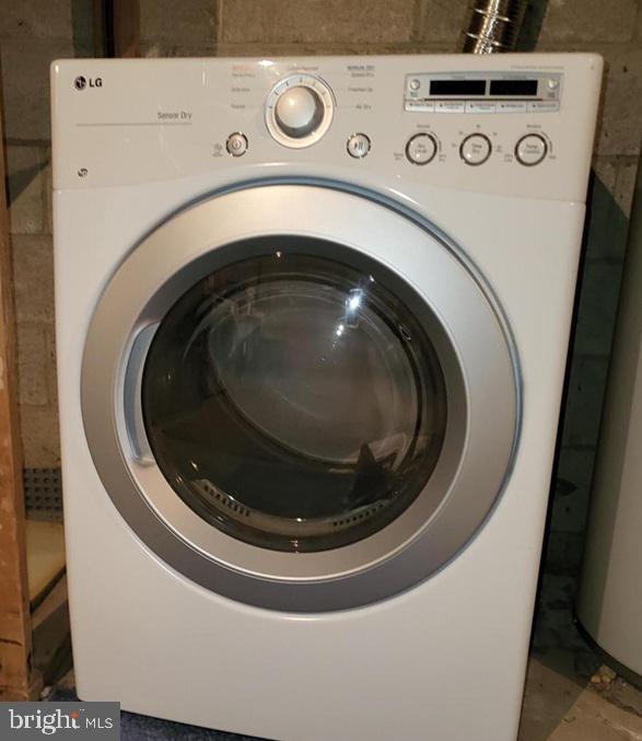 GLENLOCH - Residential Lease