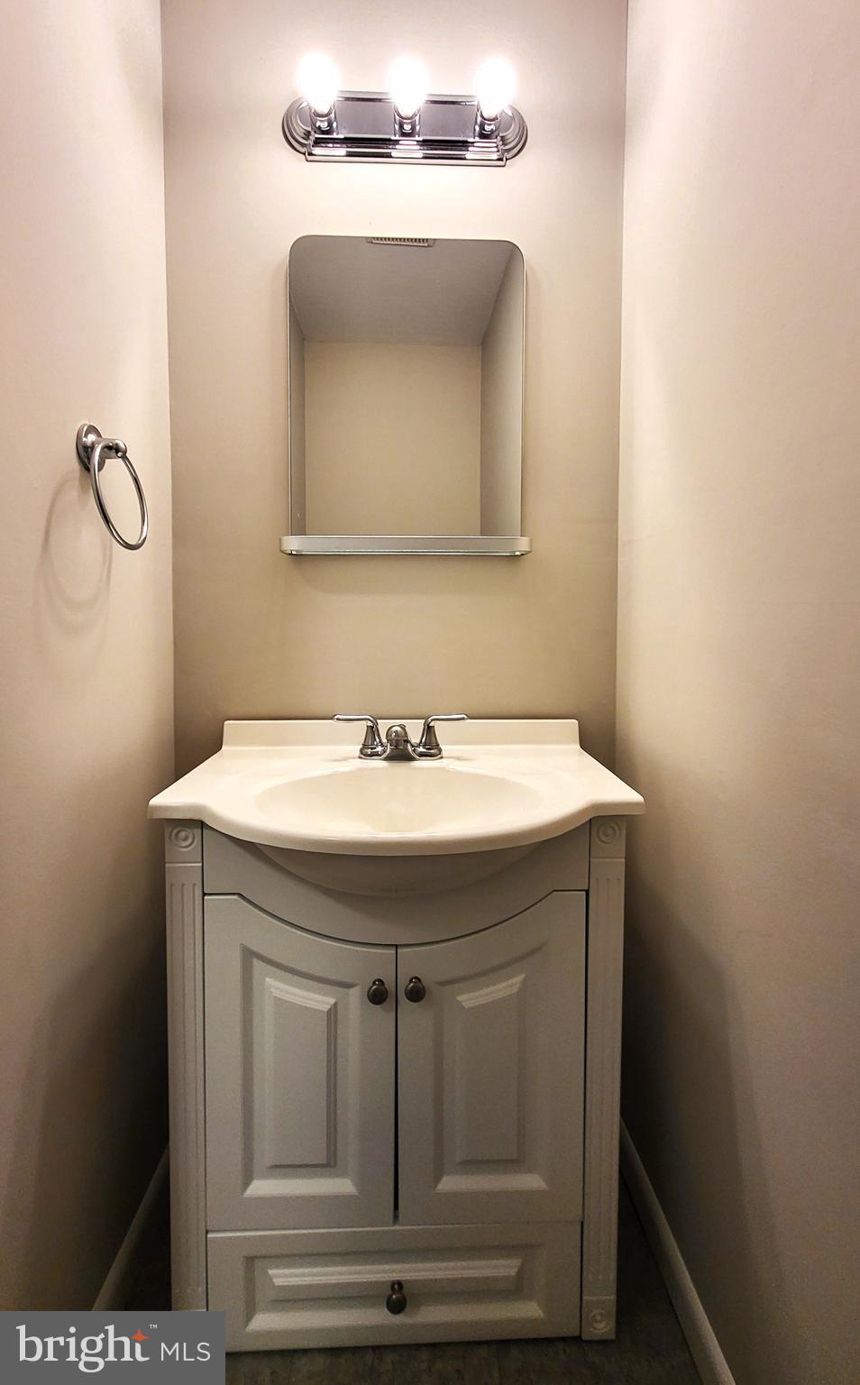 GLENLOCH - Residential Lease