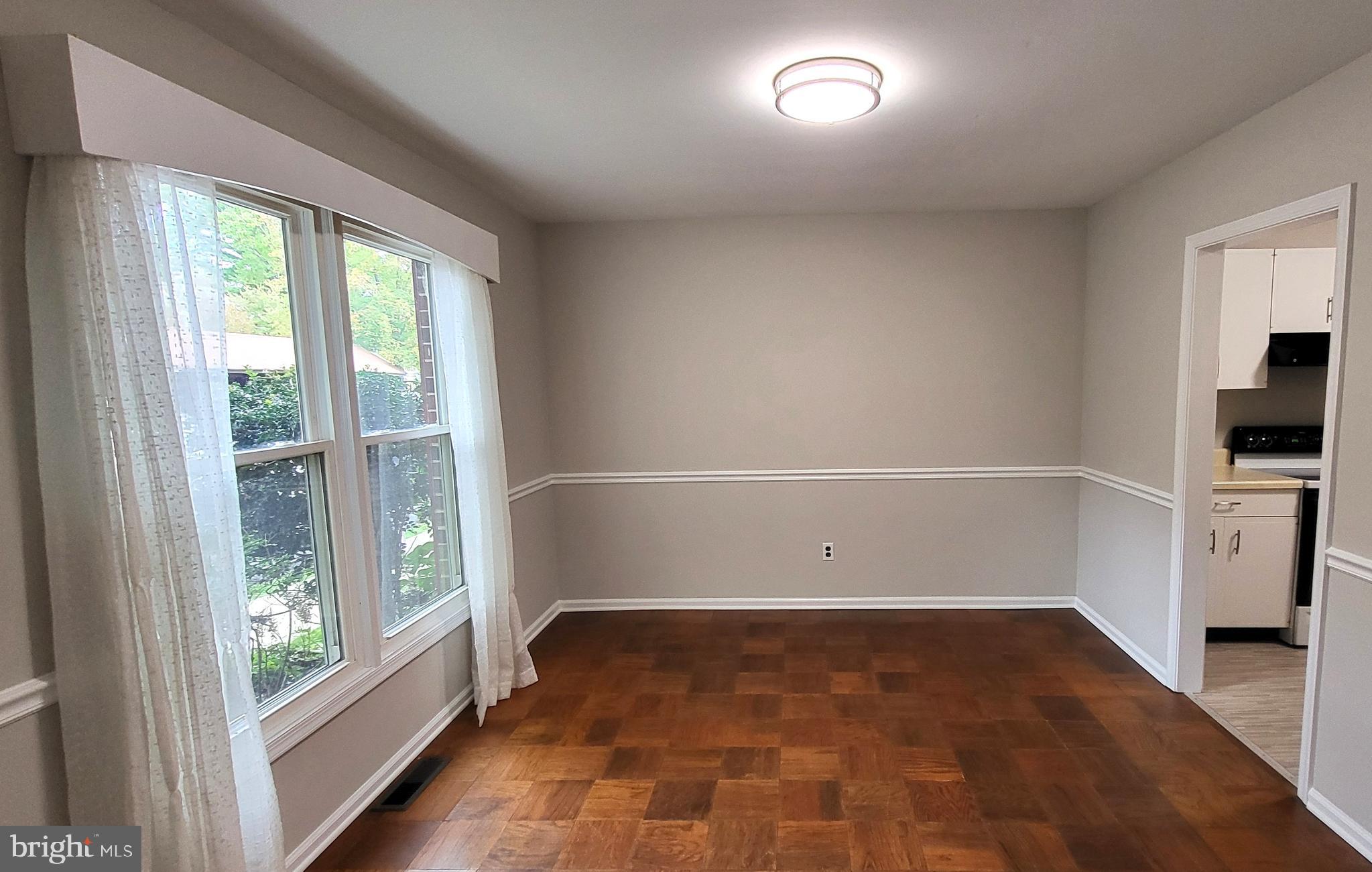 GLENLOCH - Residential Lease