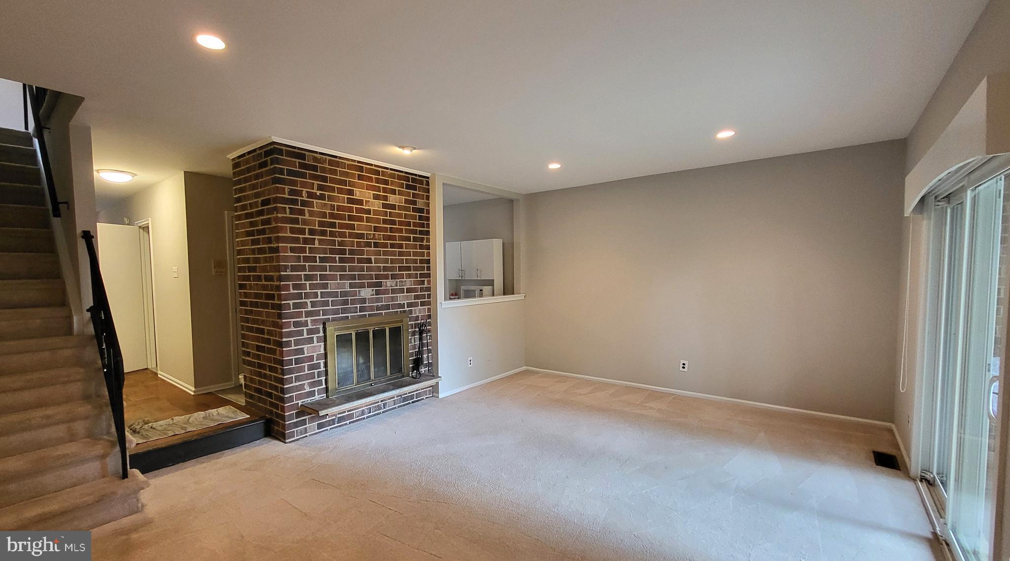 GLENLOCH - Residential Lease