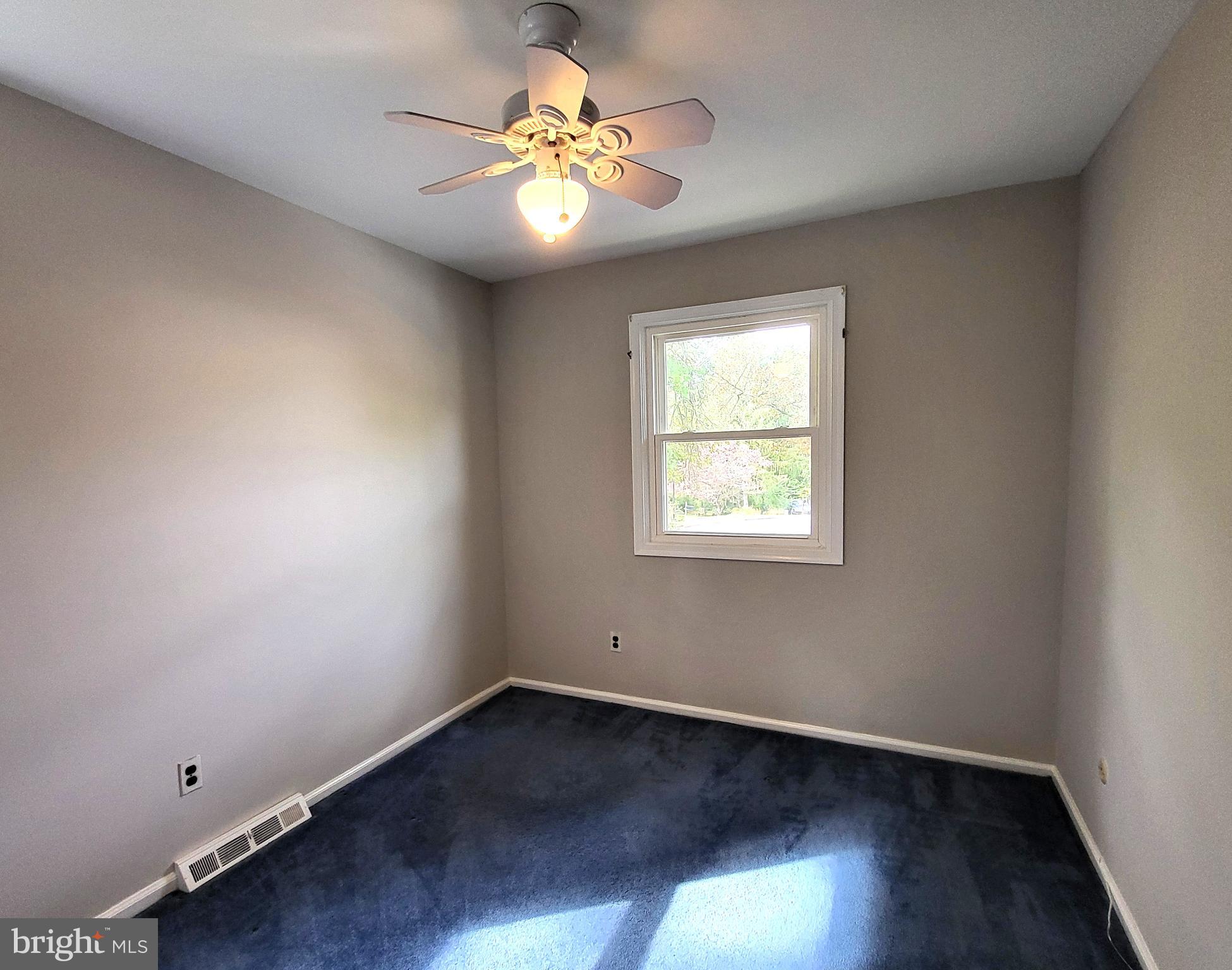 GLENLOCH - Residential Lease