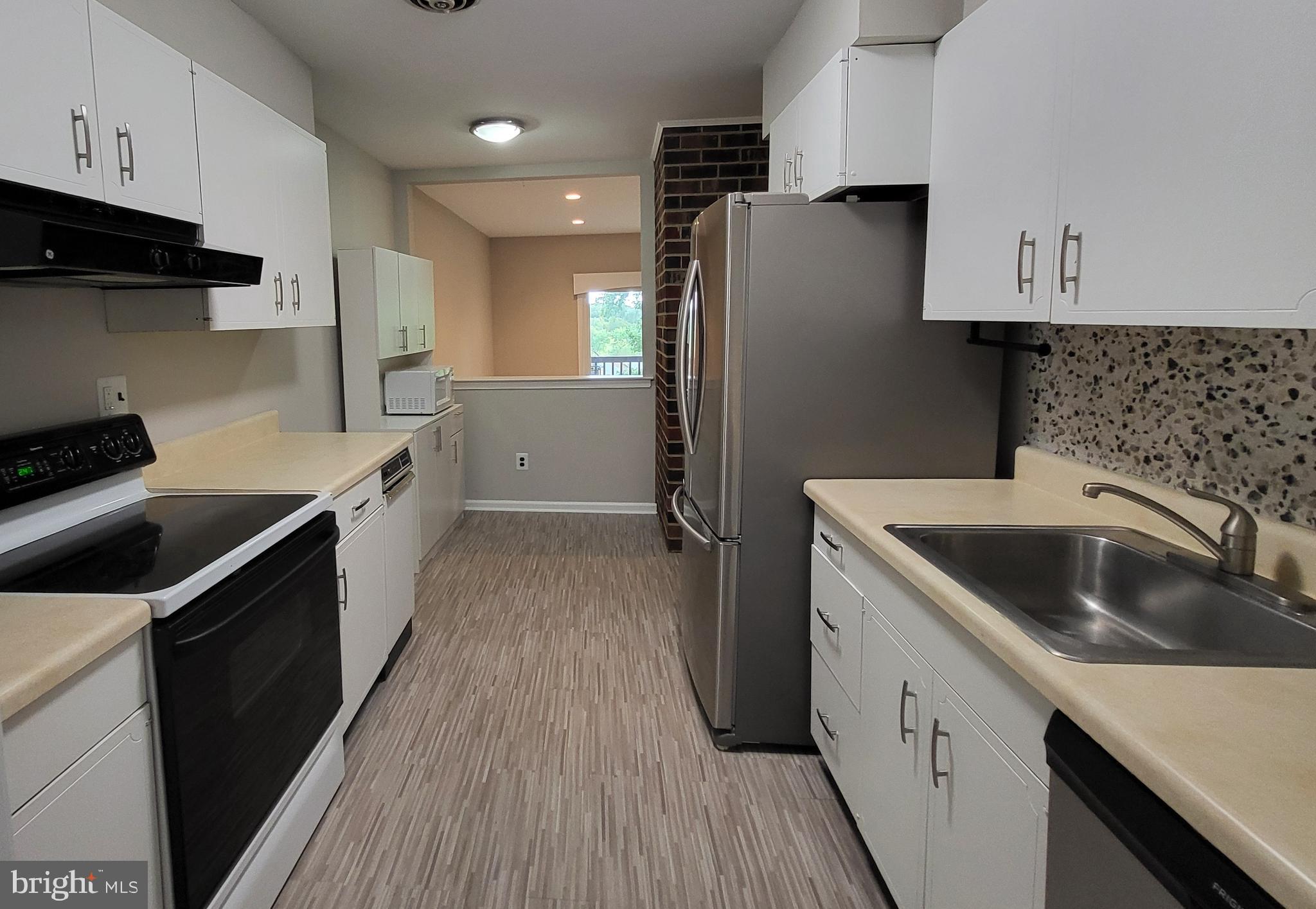 GLENLOCH - Residential Lease