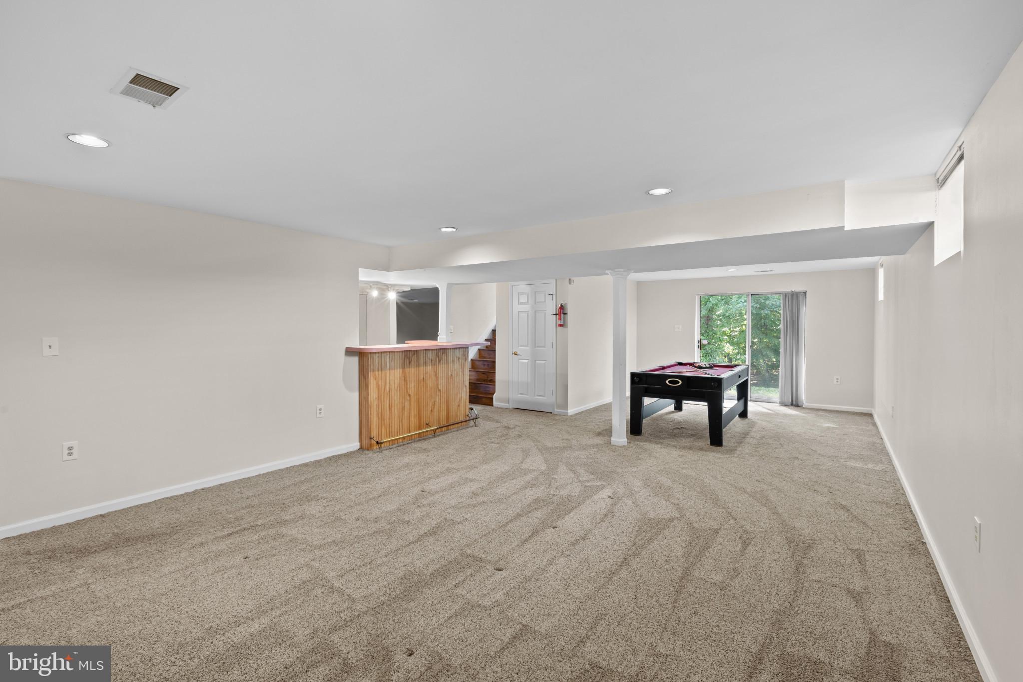 VILLAGE OF HICKORY RIDGE - Residential