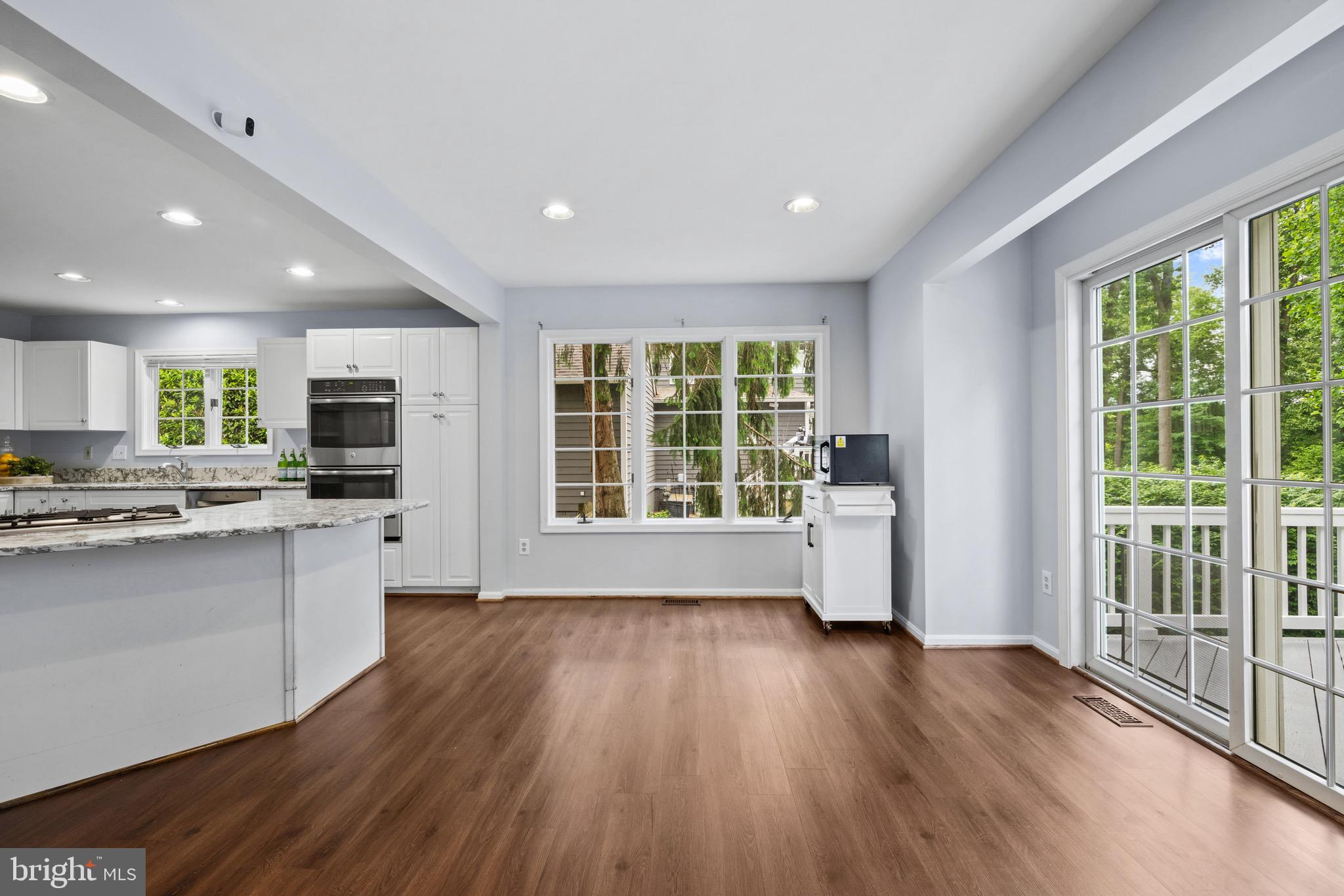 VILLAGE OF HICKORY RIDGE - Residential