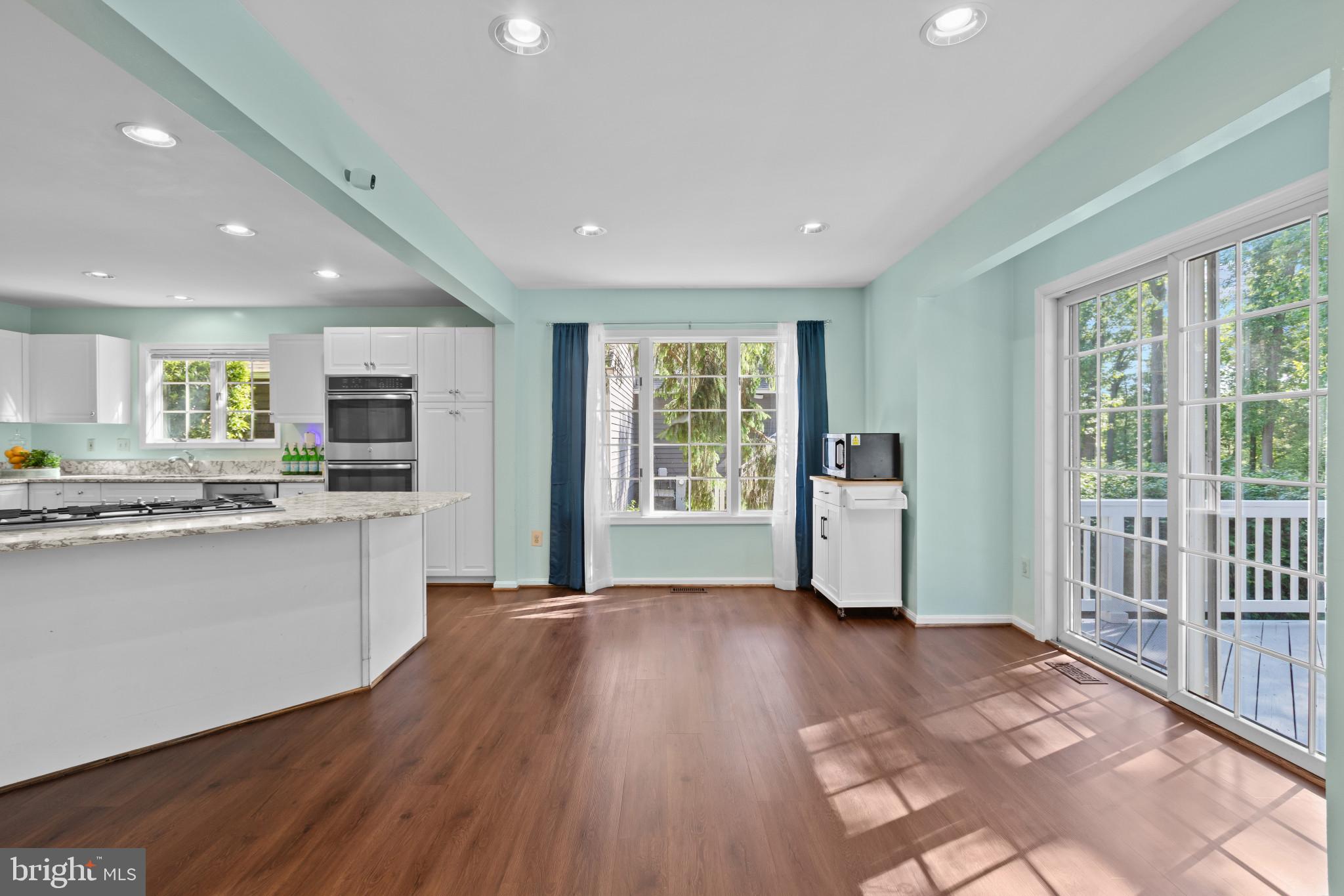 VILLAGE OF HICKORY RIDGE - Residential