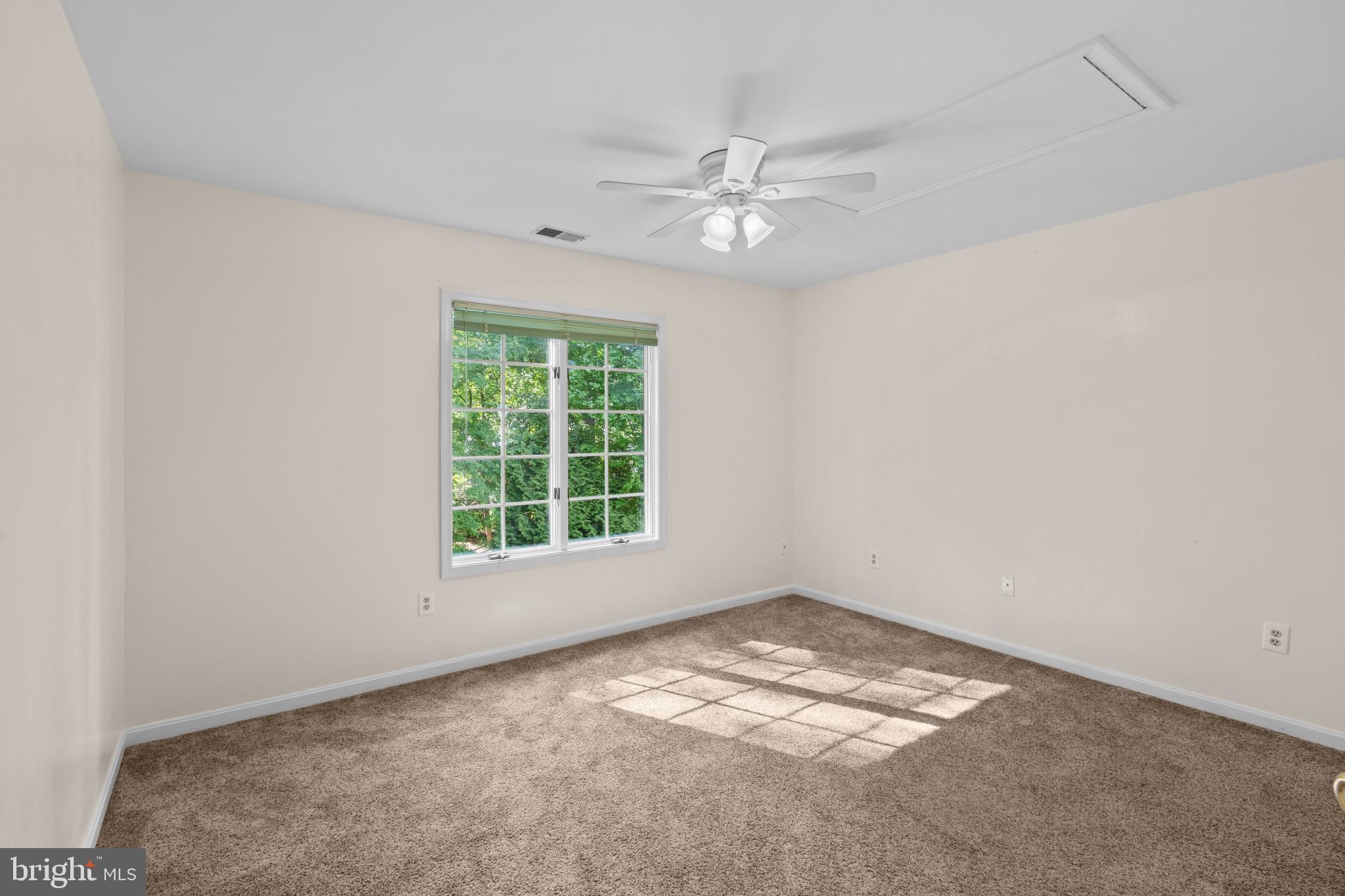 VILLAGE OF HICKORY RIDGE - Residential