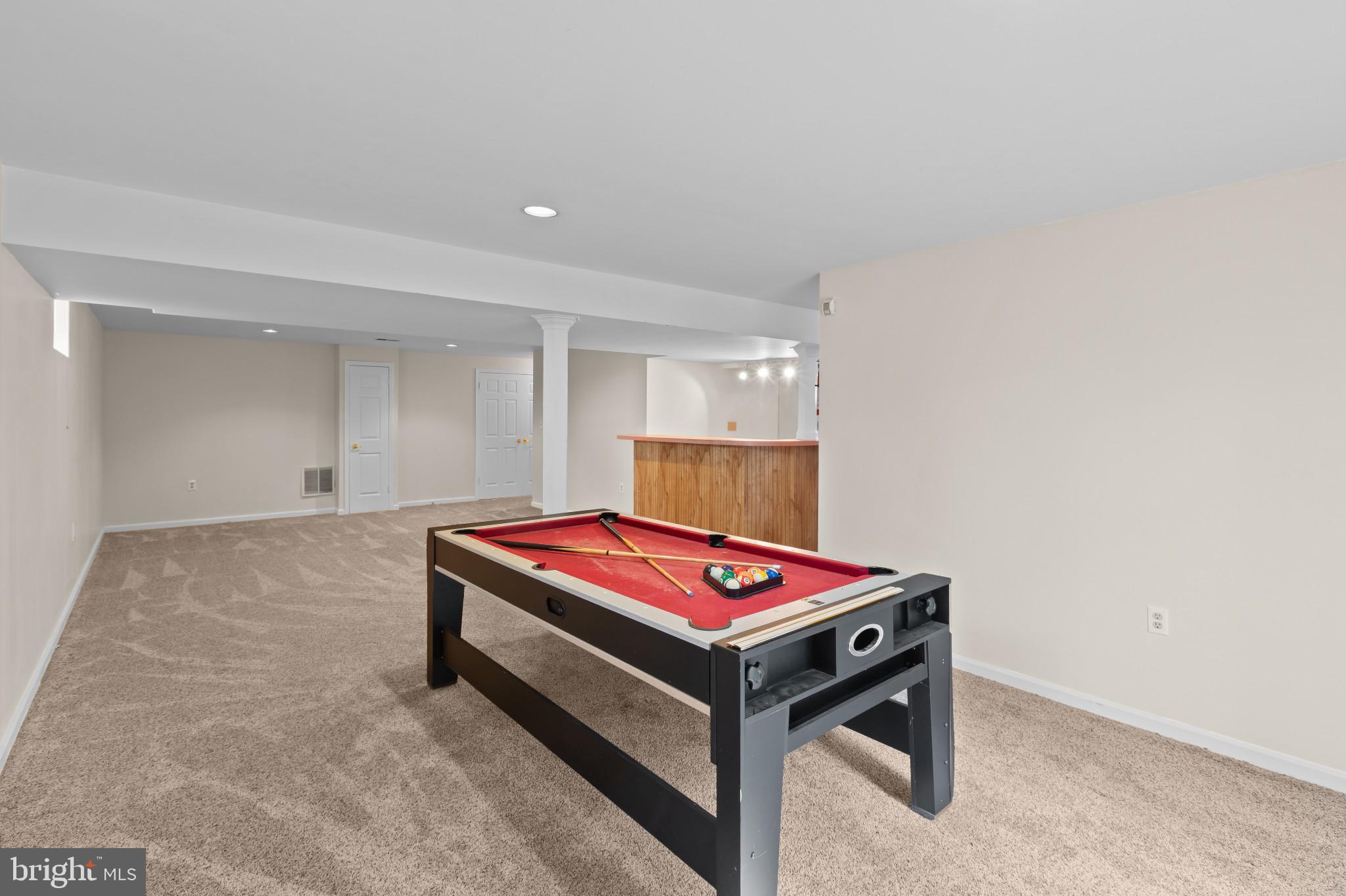 VILLAGE OF HICKORY RIDGE - Residential