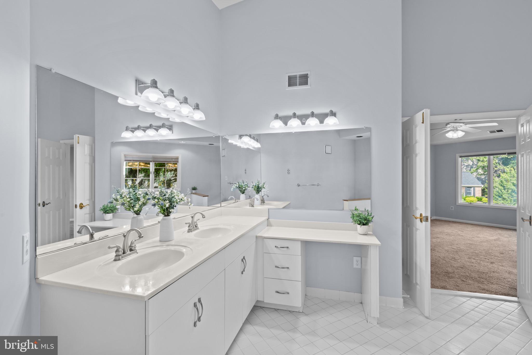 VILLAGE OF HICKORY RIDGE - Residential