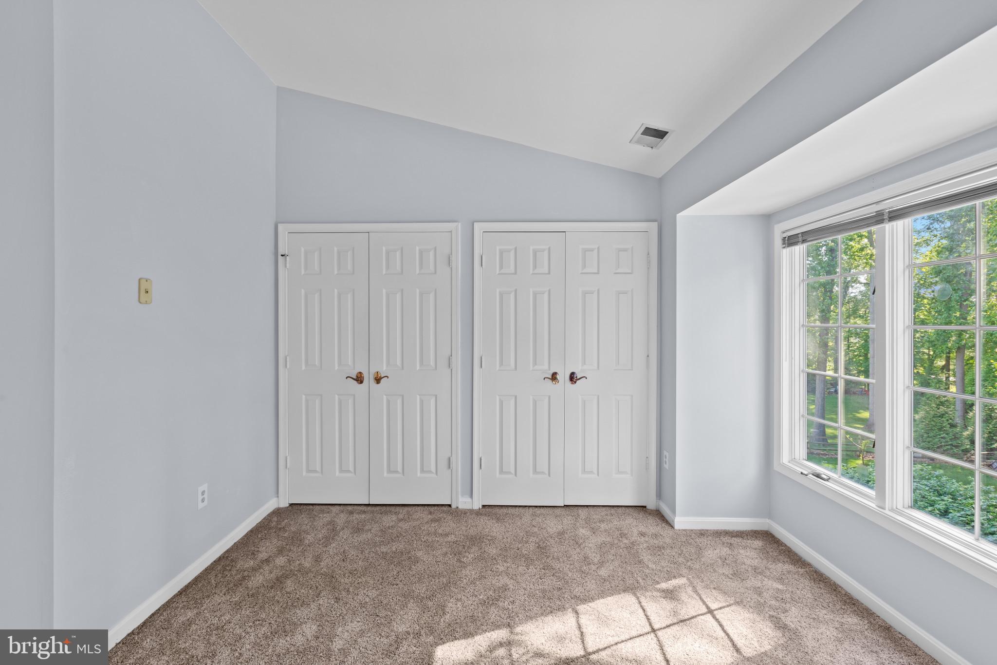 VILLAGE OF HICKORY RIDGE - Residential