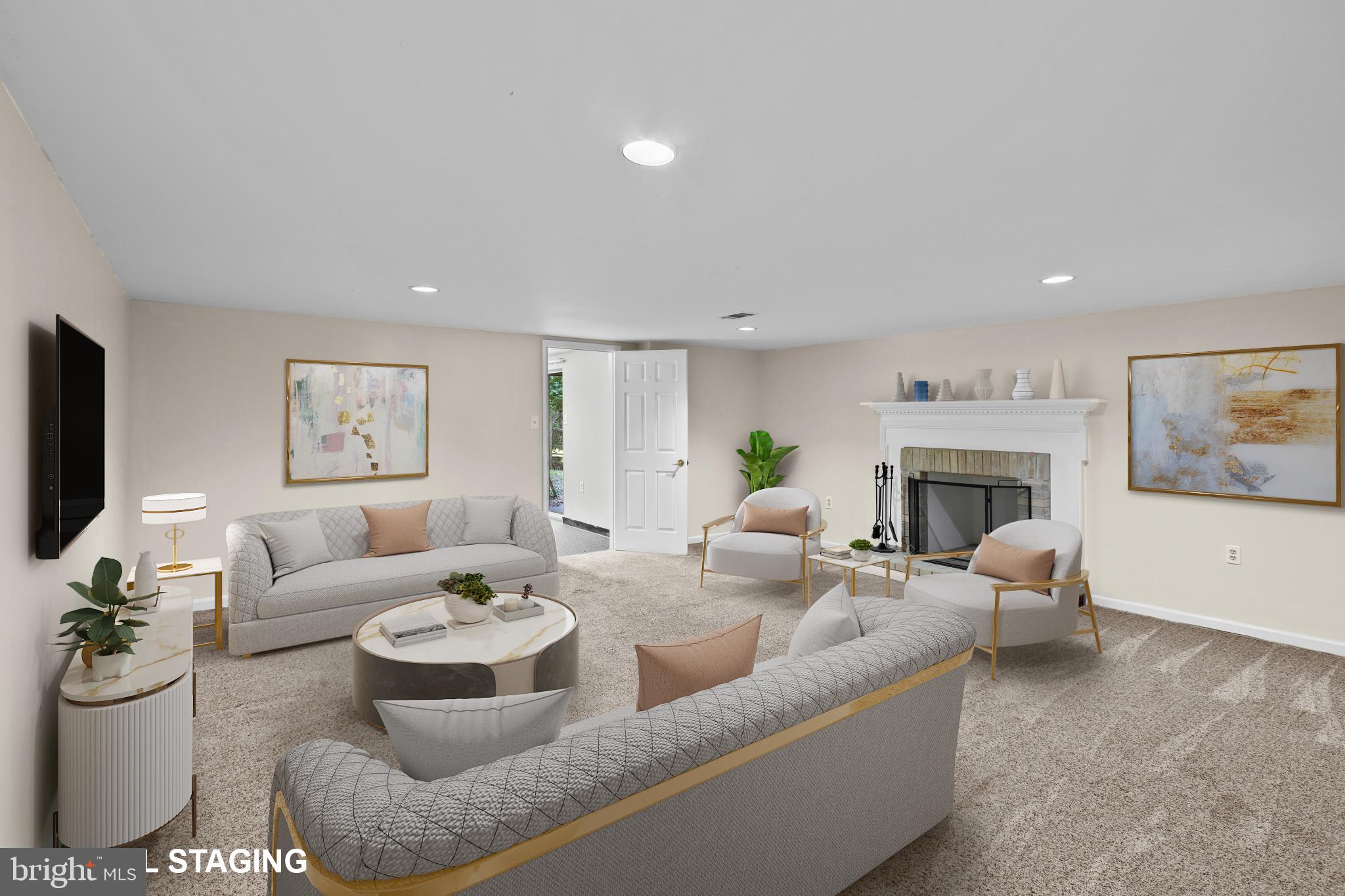 VILLAGE OF HICKORY RIDGE - Residential