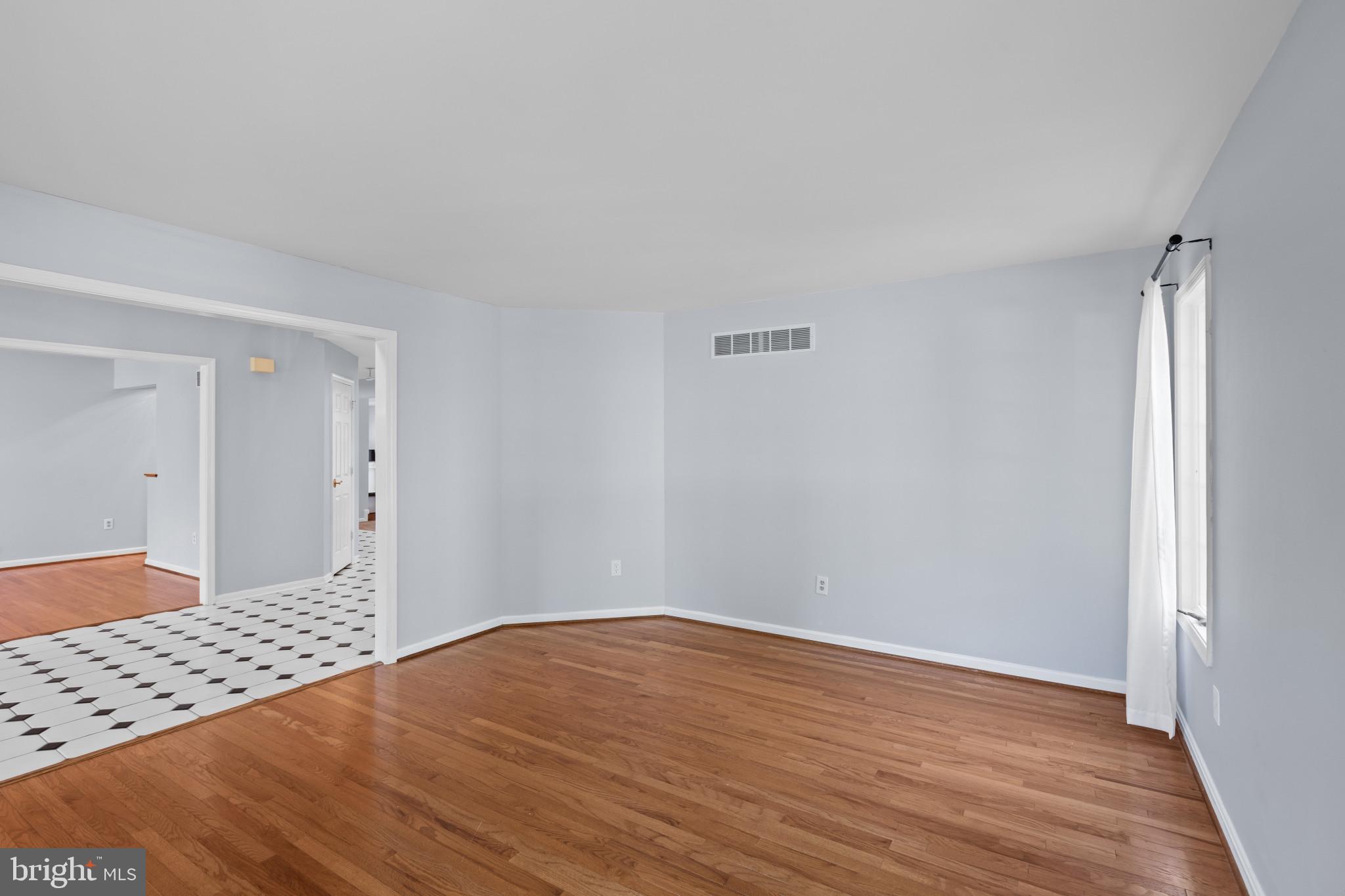 VILLAGE OF HICKORY RIDGE - Residential