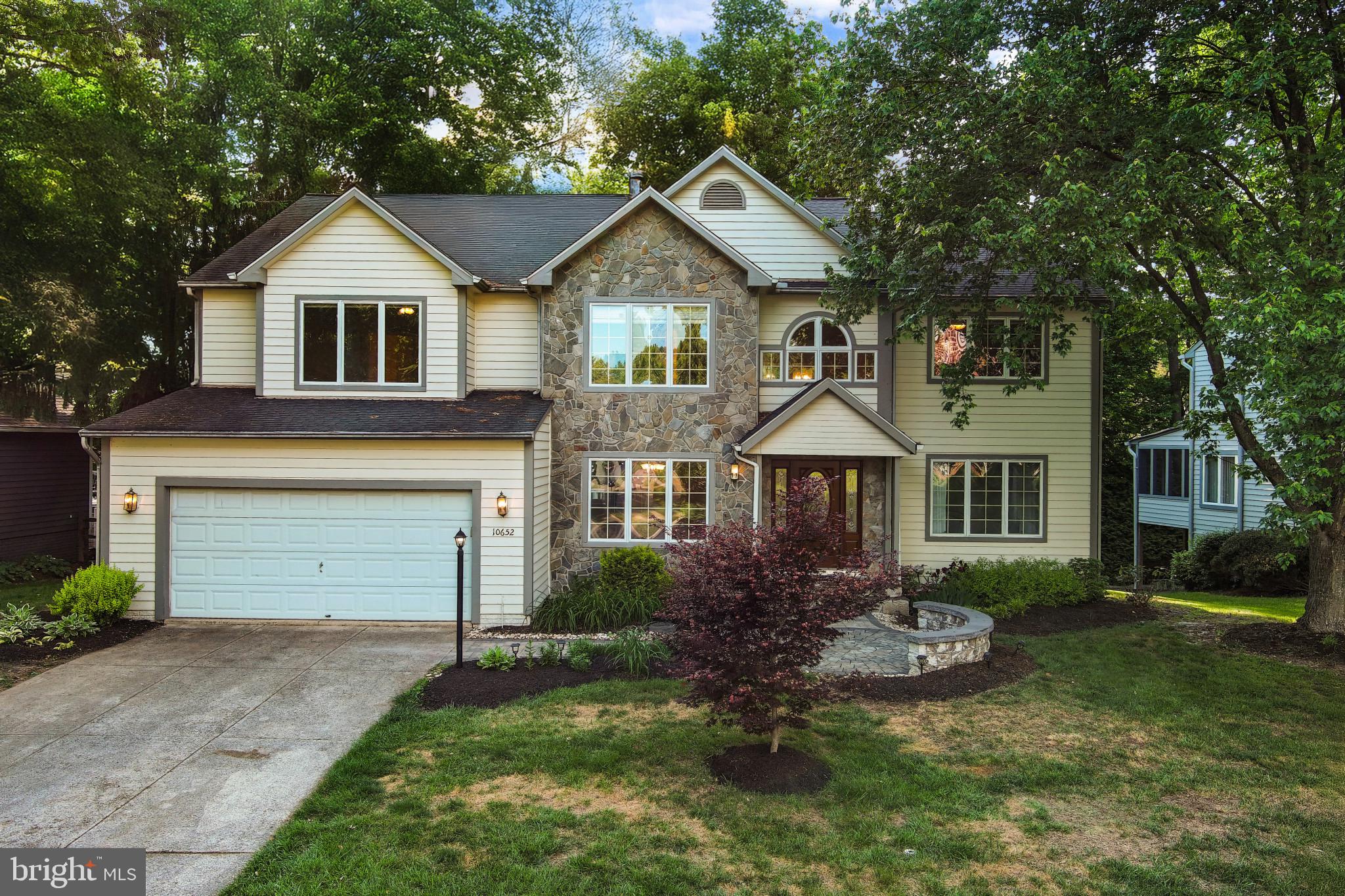 VILLAGE OF HICKORY RIDGE - Residential