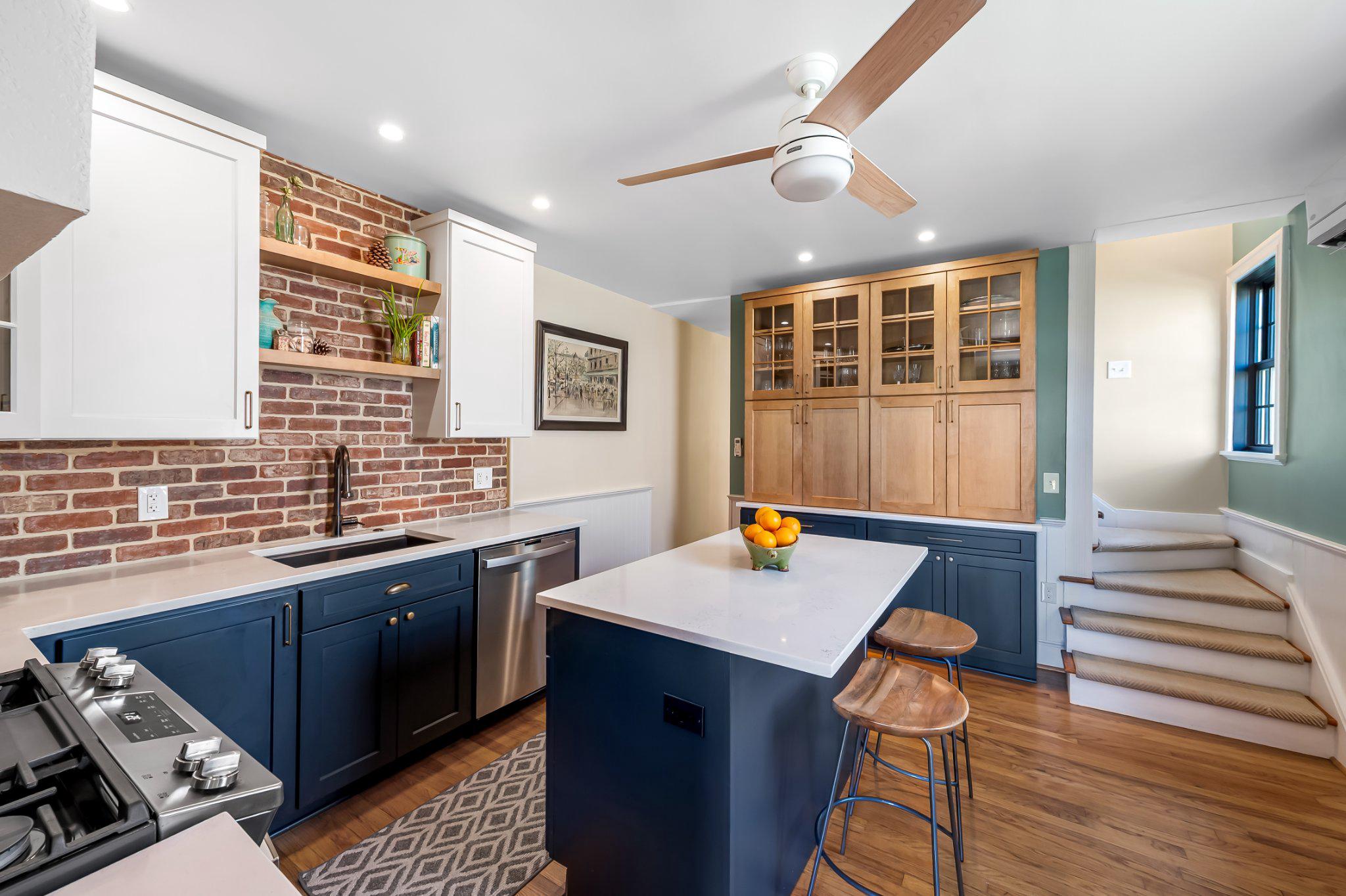 HAMPDEN HISTORIC DISTRICT - Residential