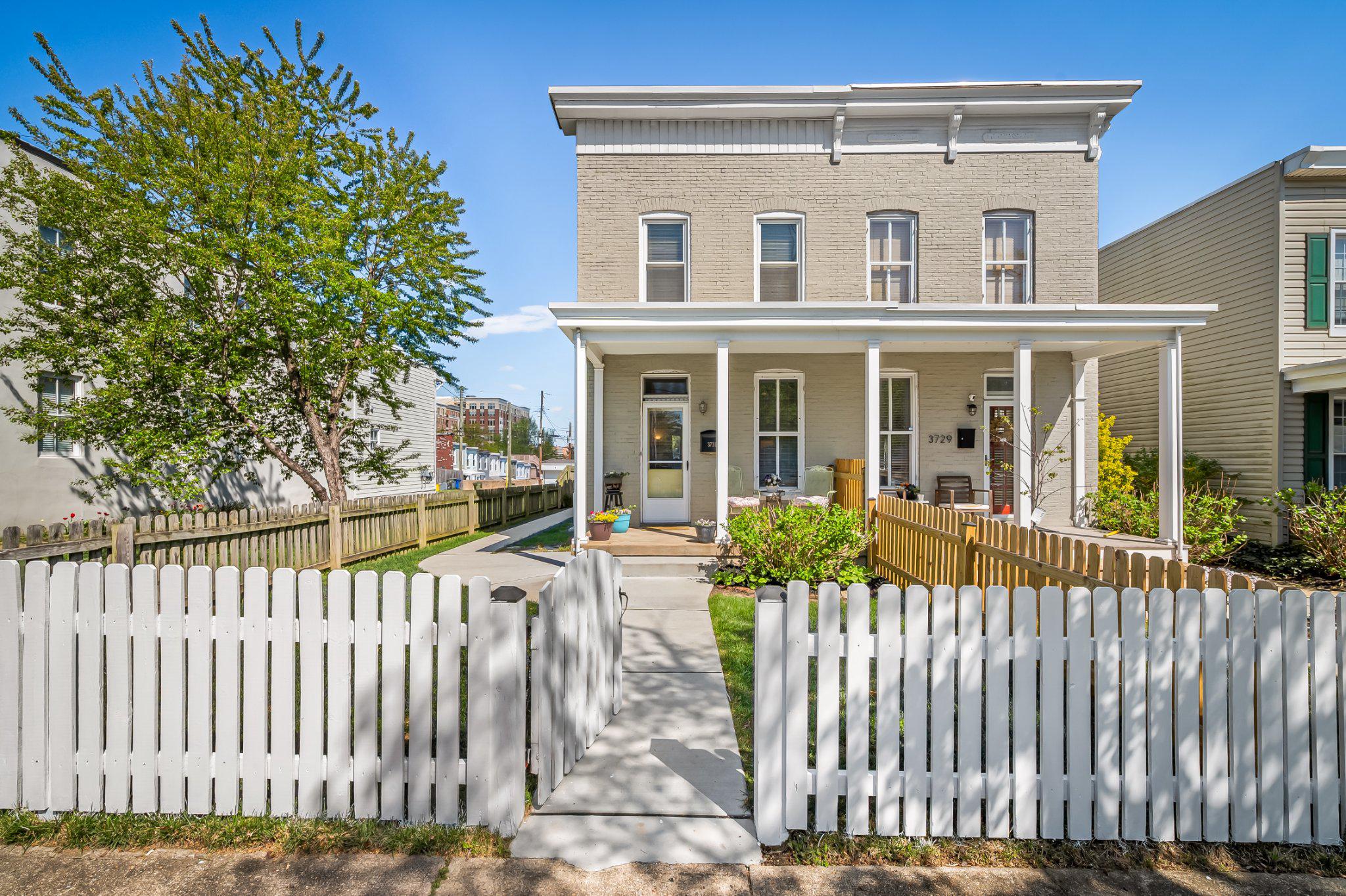 HAMPDEN HISTORIC DISTRICT - Residential