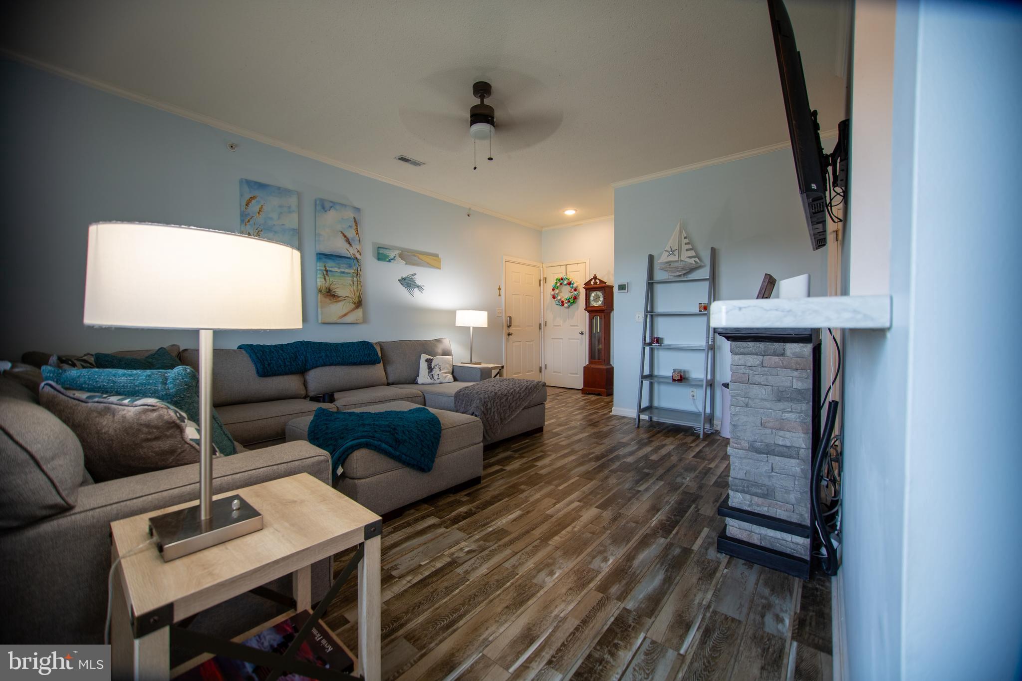 VILLAGES OF FIVE POINTS-WEST - Residential