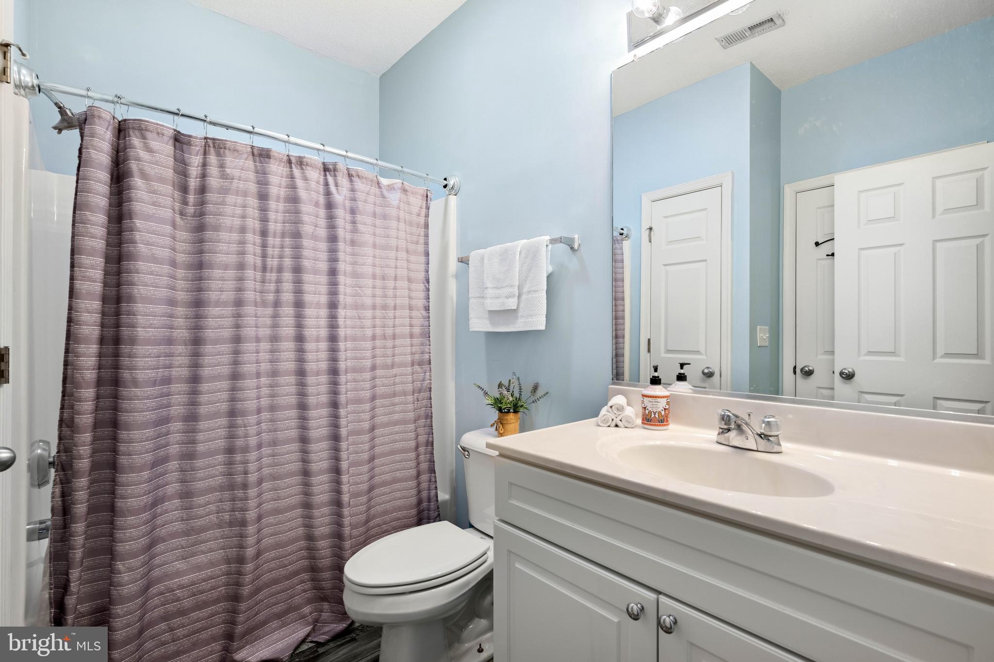 VILLAGES OF FIVE POINTS-WEST - Residential