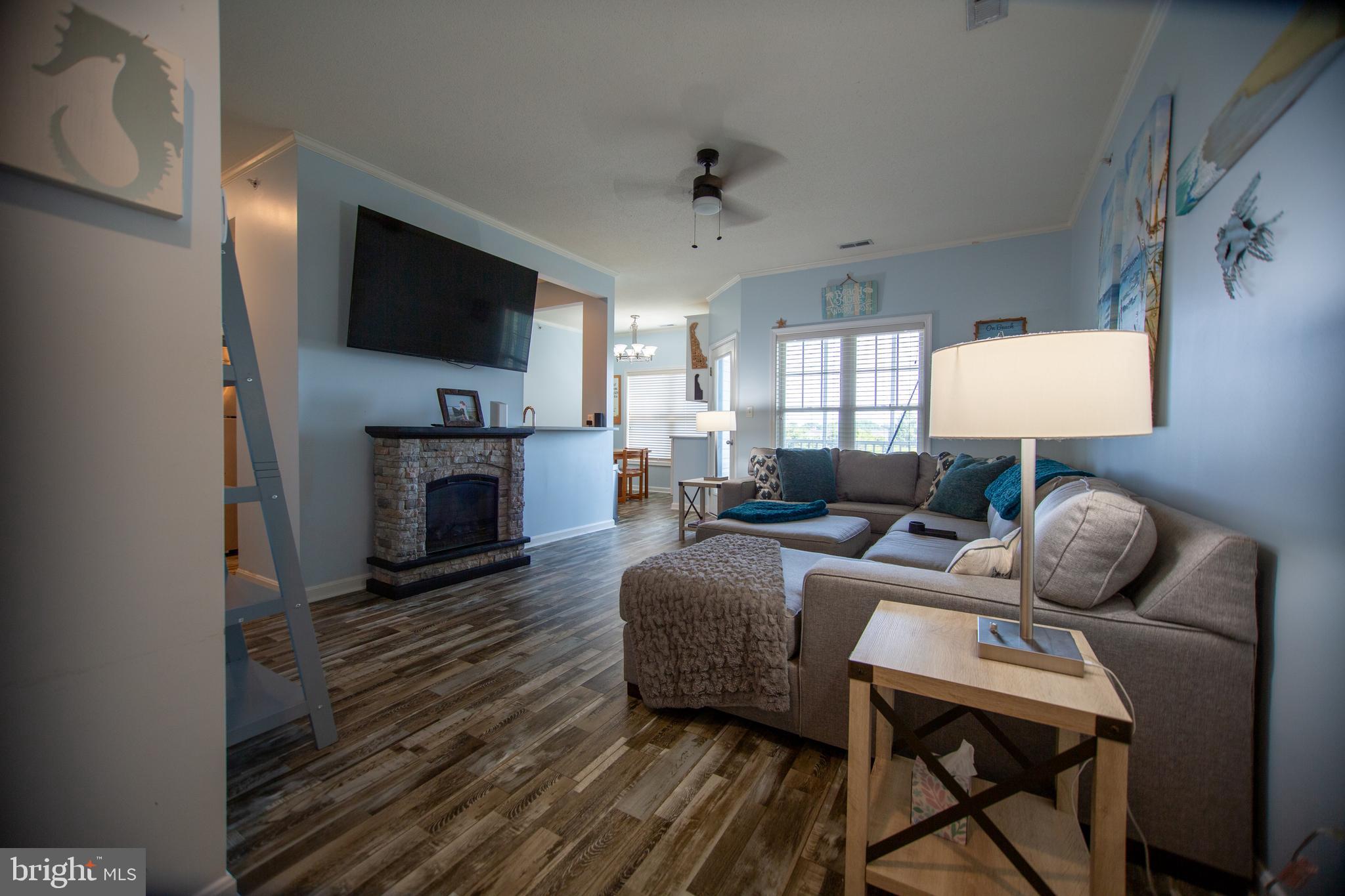 VILLAGES OF FIVE POINTS-WEST - Residential