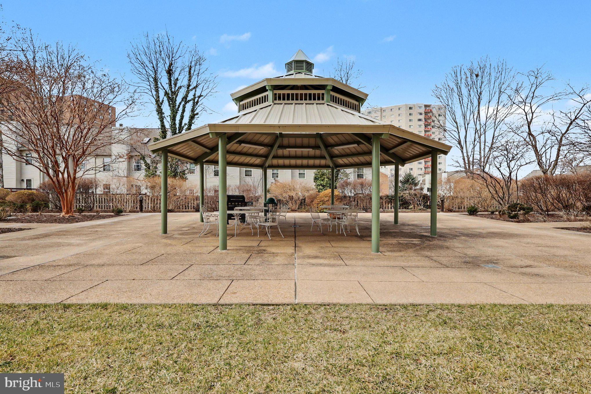 GREENHOUSE - Residential