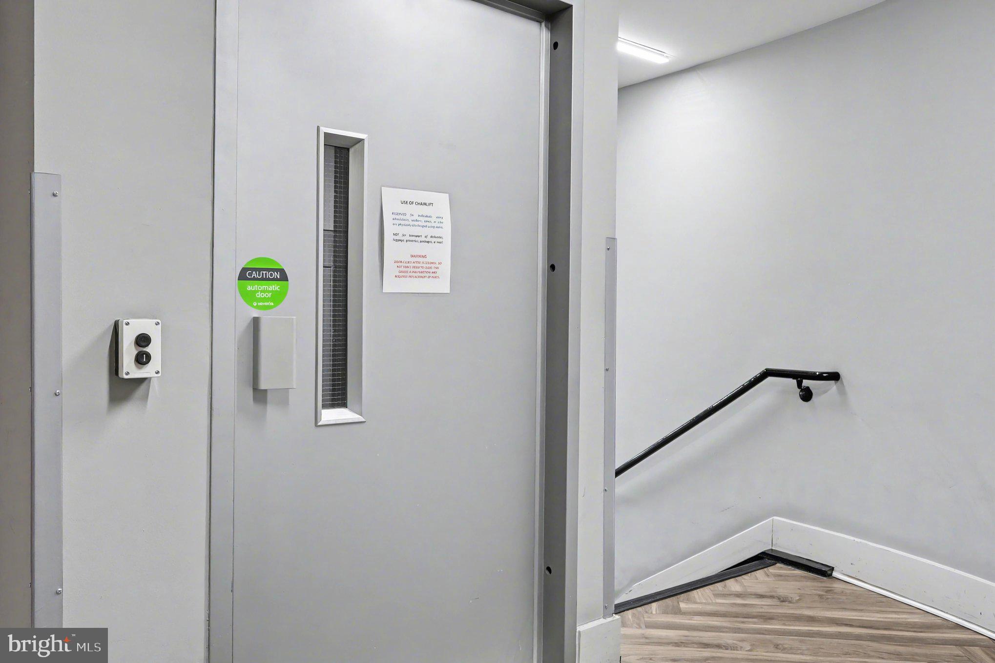 GREENHOUSE - Residential